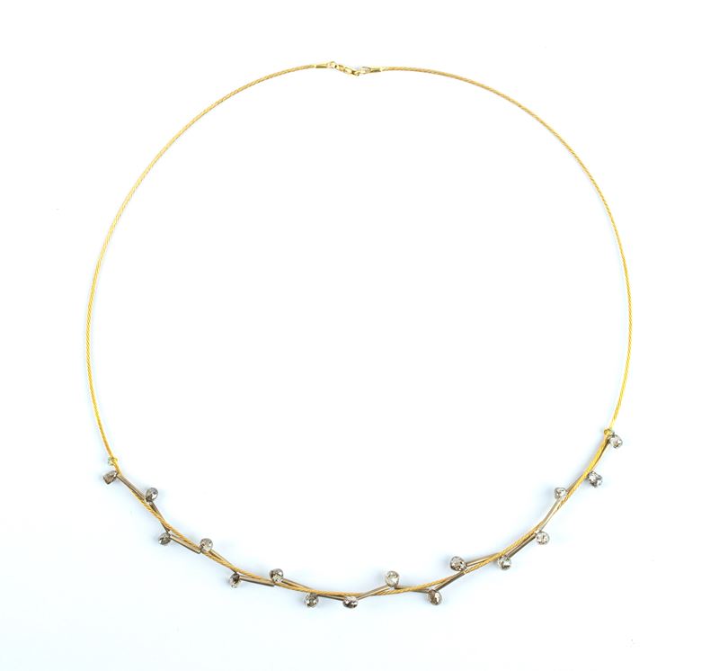 Girocollo in oro 18k con diamanti light brown