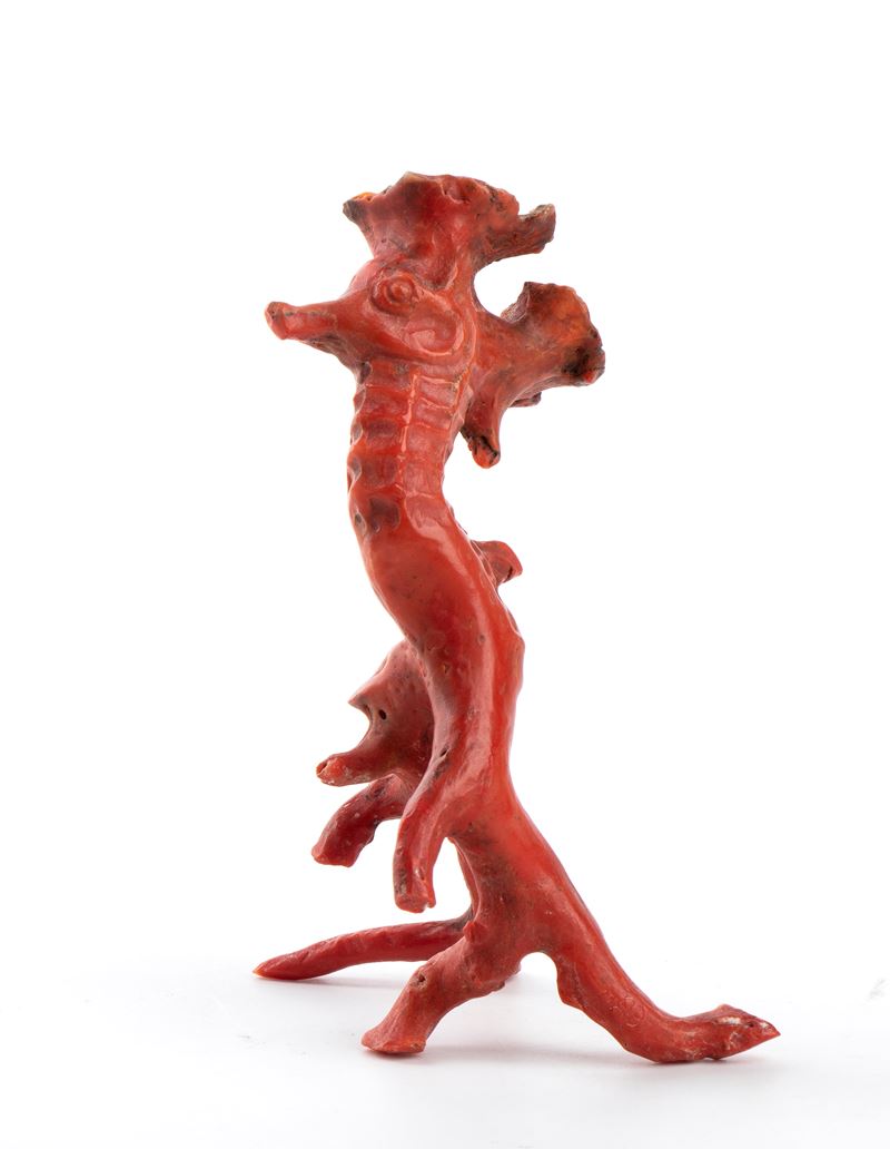 Scultura in corallo rosso, cavalluccio marino (Corallum rubrum), XIX secolo