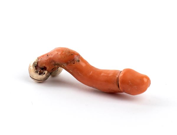 Coral carving in the shape of a phallus