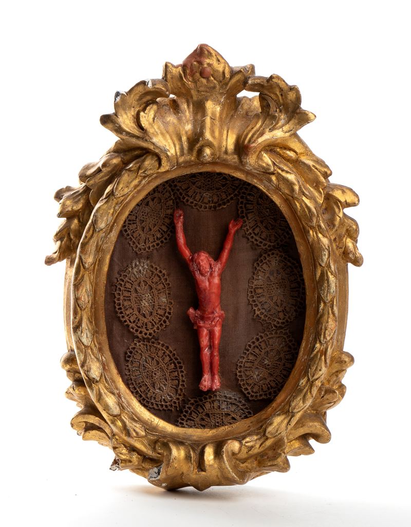 Crocifisso in corallo rosso del Mediterraneo, Italia meridionale, fine XVIII secolo