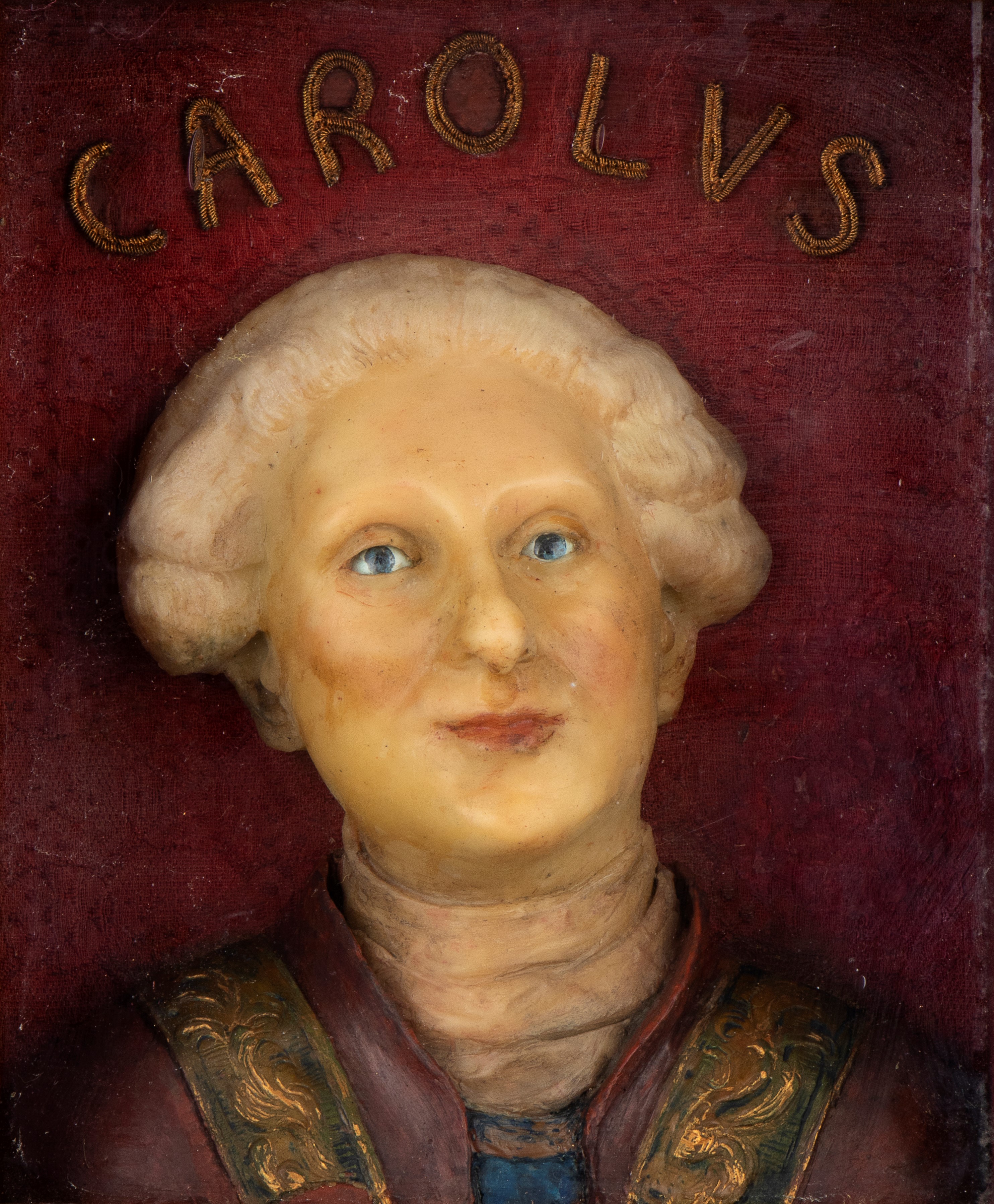 Ceroplastica napoletana (XVII-XVIII secolo), Altorilievo policromo raffigurante Carlo III di Spag...