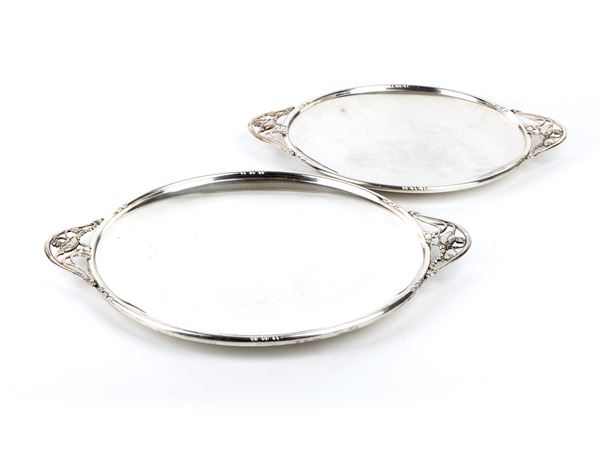 MICHAEL C. FINA CO INC - New York, NYA - A pair of American sterling silver trays 