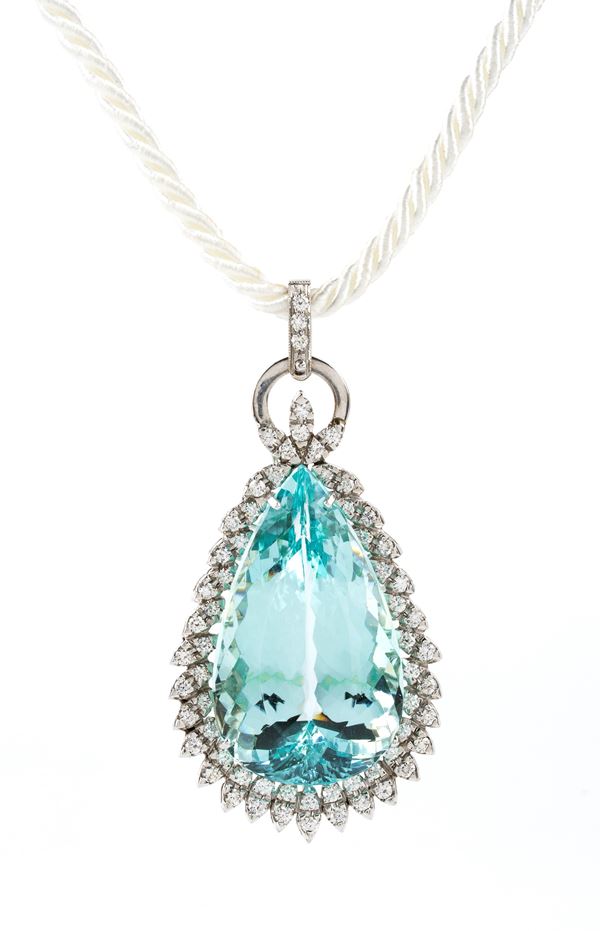 Aquamarine diamond gold and pendant