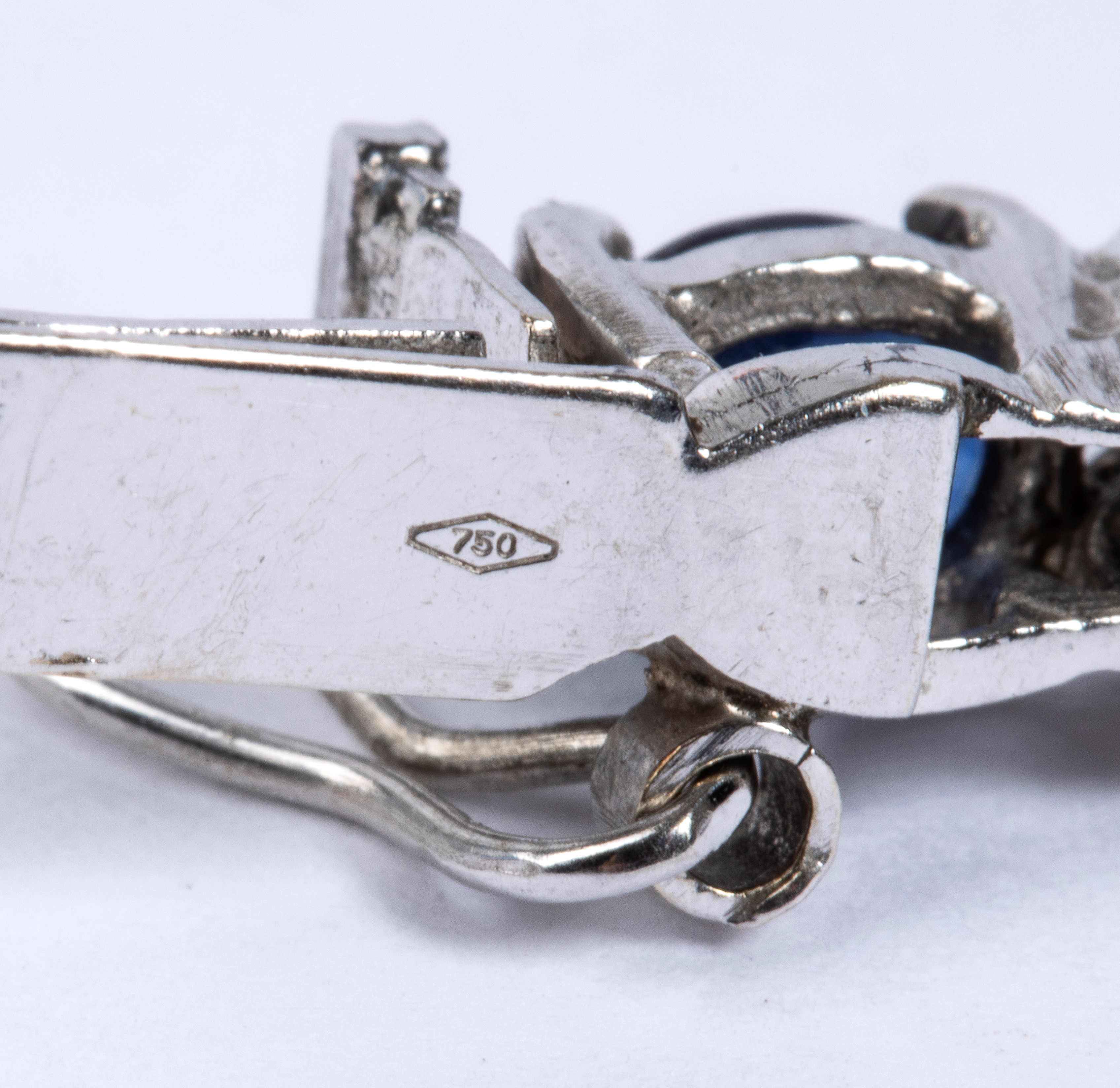 Bracciale in oro con zaffiri e diamanti