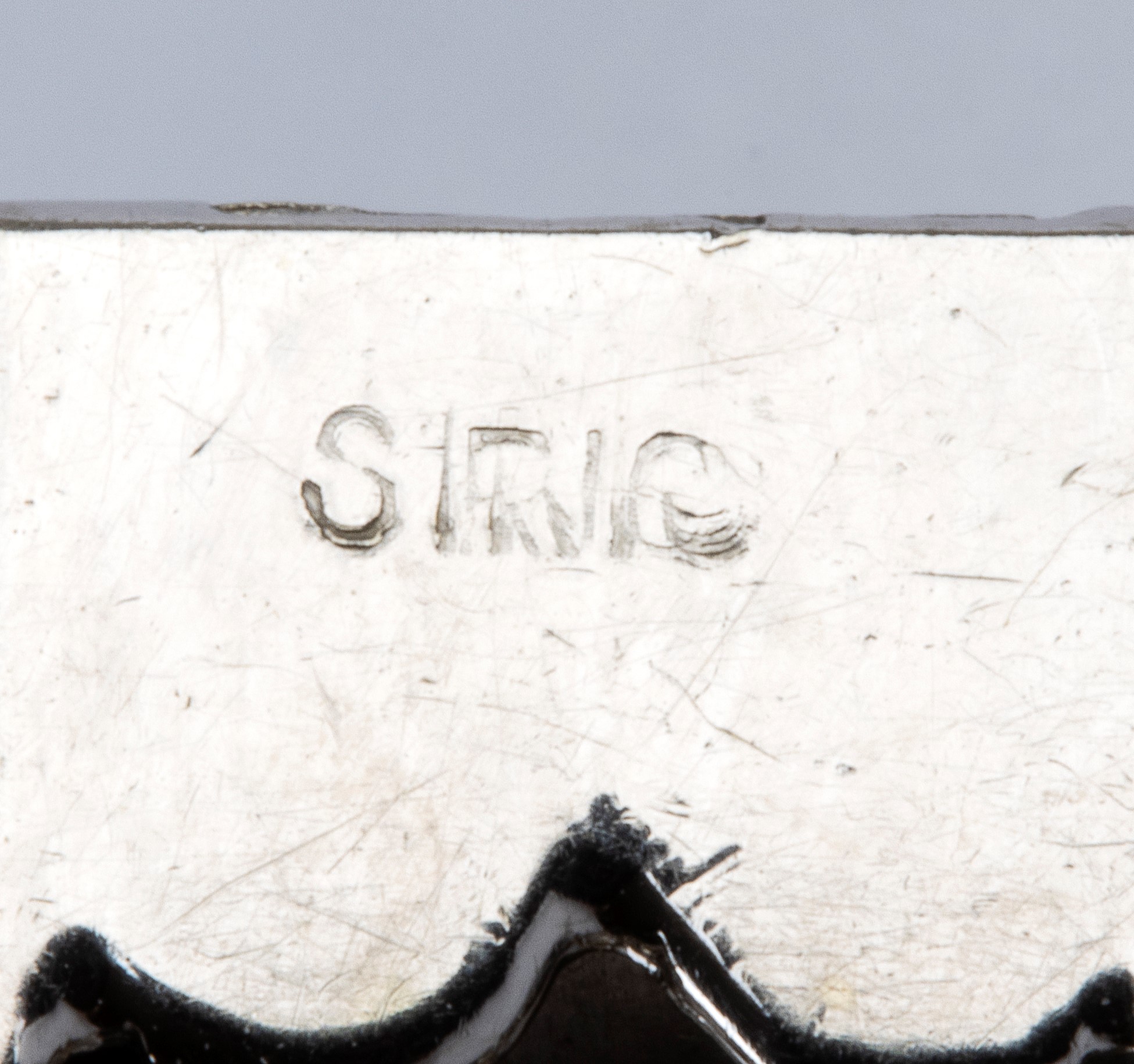 Bracciale in oro bianco con perle e crisoprasi