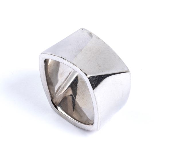 TIFFANY &amp; CO.&#174; - Gold band ring 