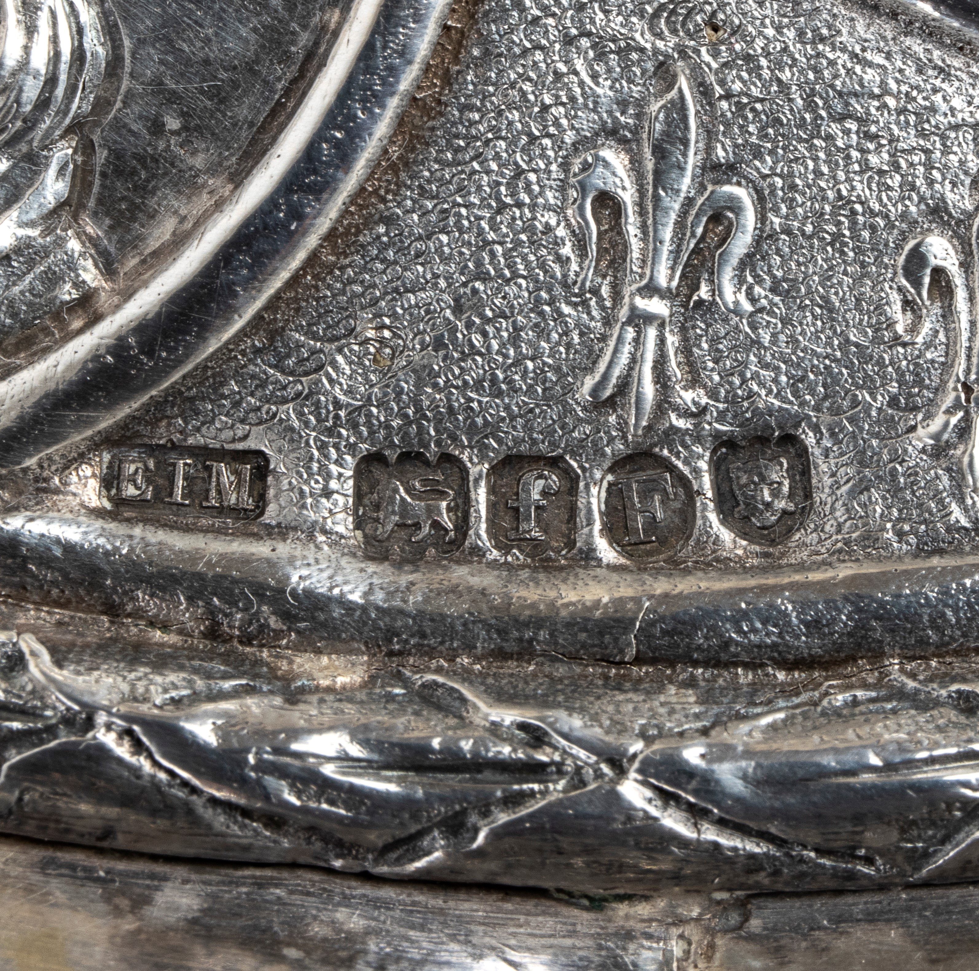 Hanau, fine XIX secolo, Cestino tedesco in argento traforato con decorazione a motivi geometrici ...