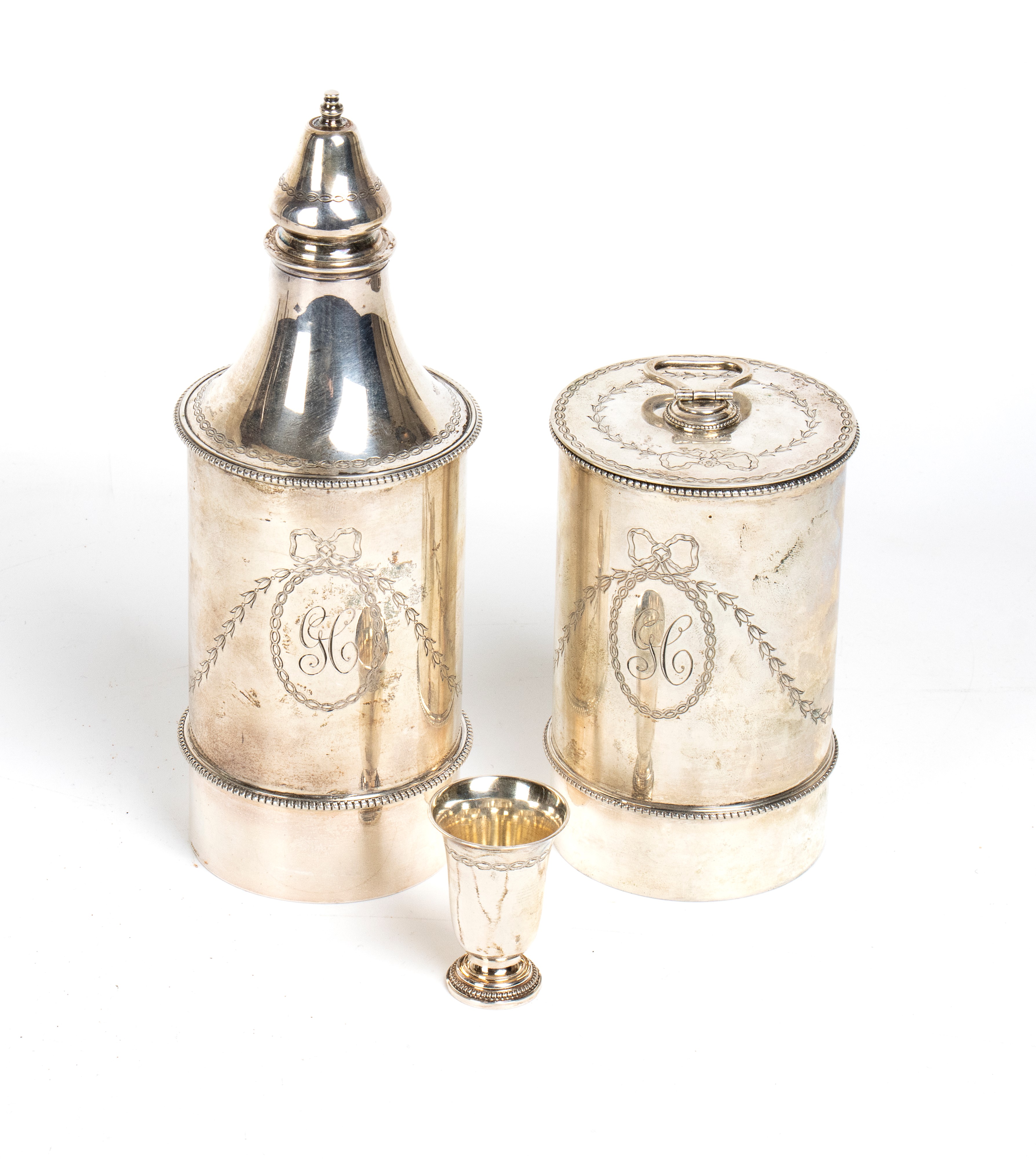 Mobiletto porta tè francese con contenitori in argento