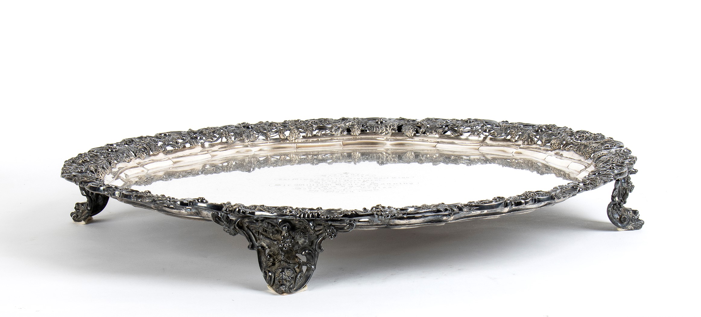 Imponente salver inglese in argento