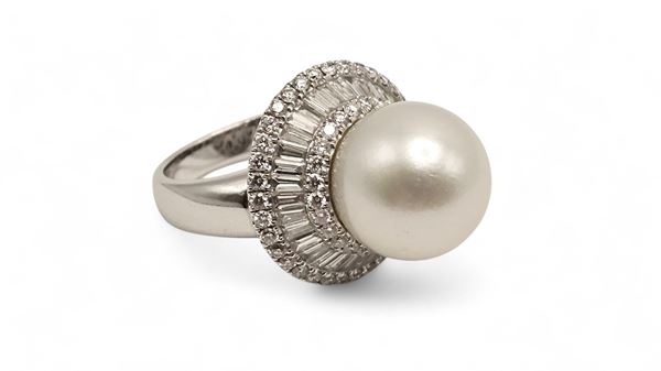 Gold Australian pearl and diamonds ring