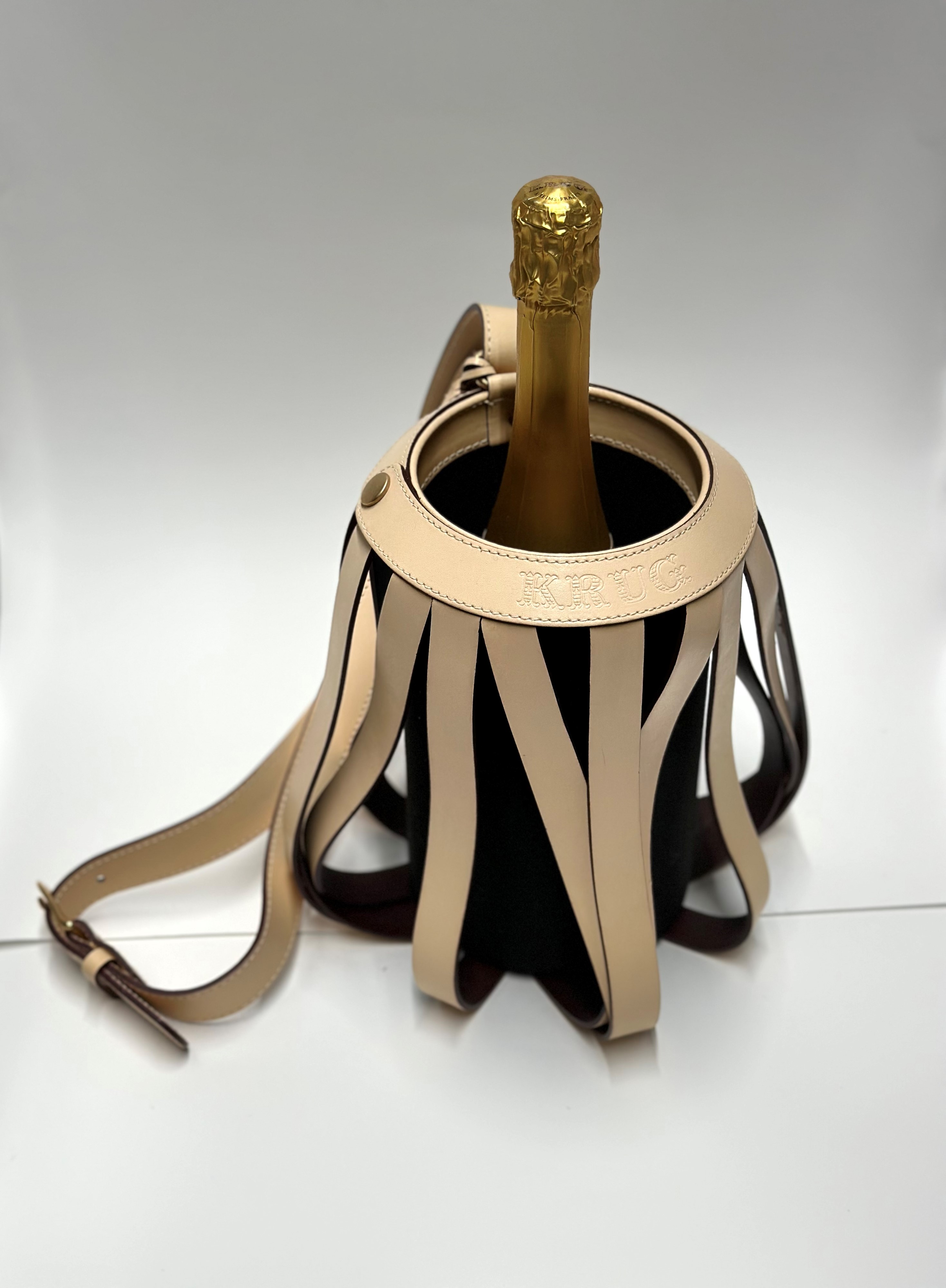 Krug Grand Cuvée e Tracolla Porta Bottiglia