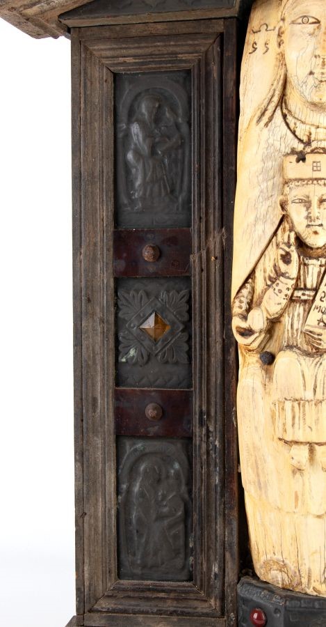 Madonna con Bambino in avorio in stile Romanico Bizantino