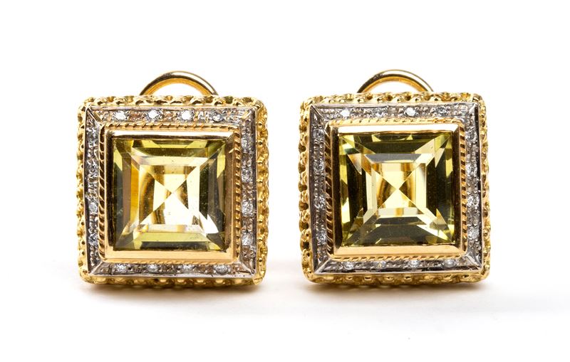 Orecchini in oro 18k con quarzi verdi e diamanti, coppia