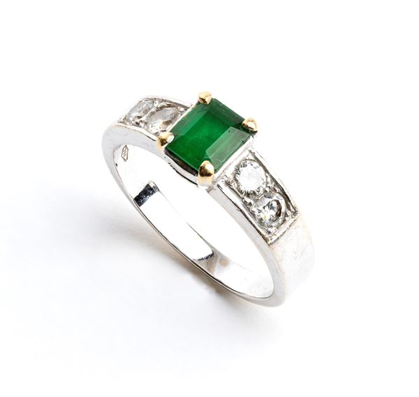Emerald diamond gold ring