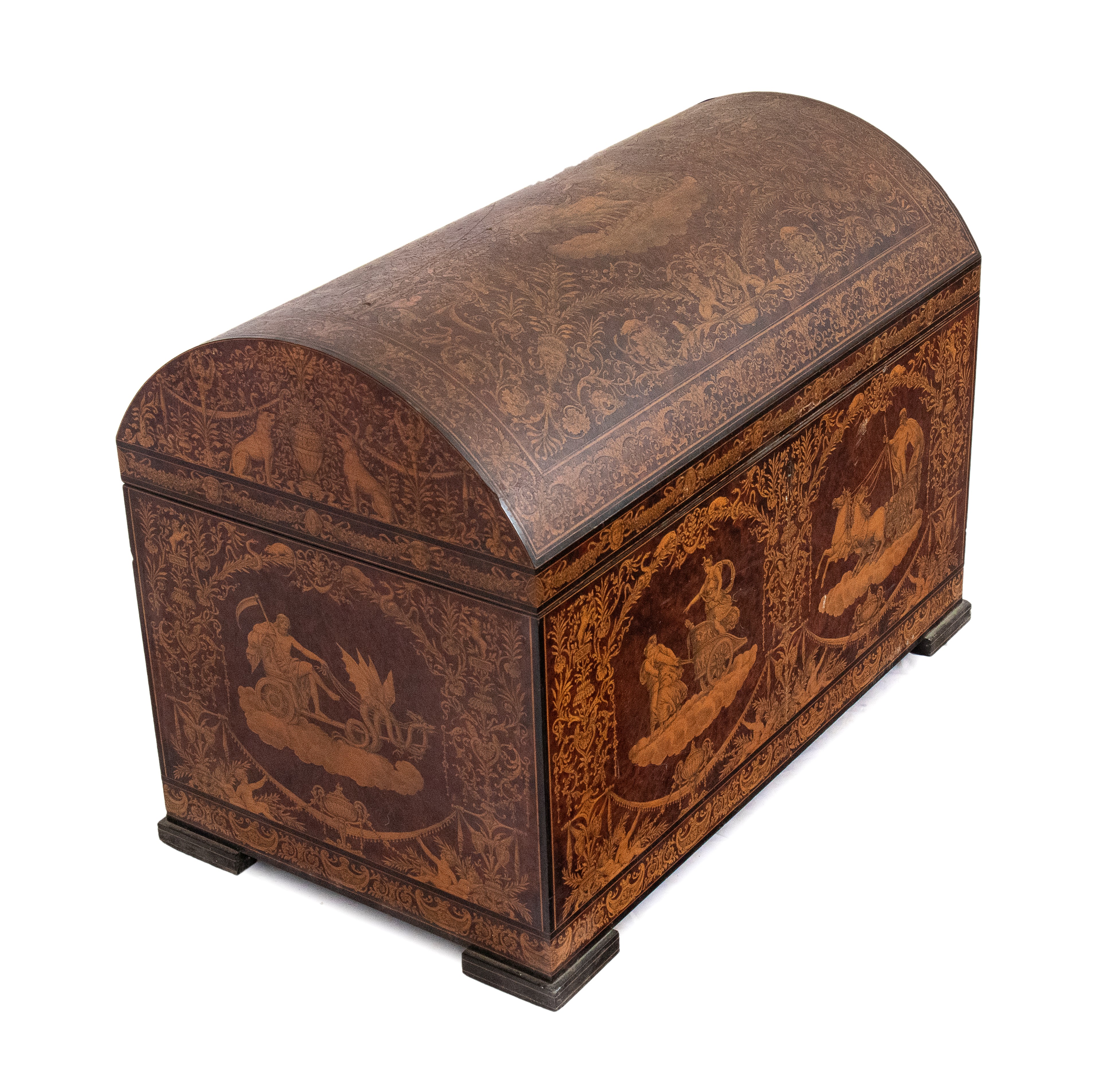 Baule intarsiato Luigi XVI Italiano