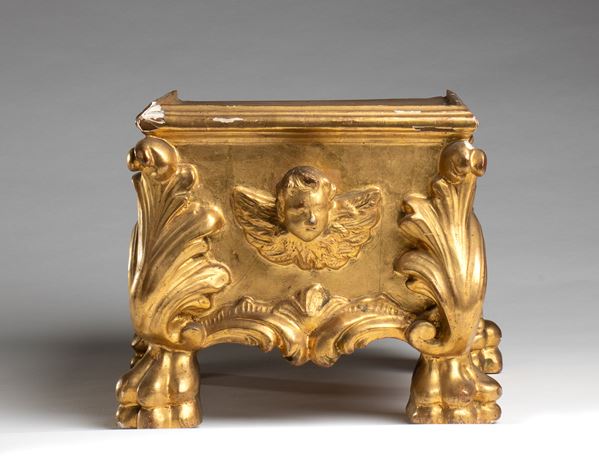 Italian Louis XVI gilded base