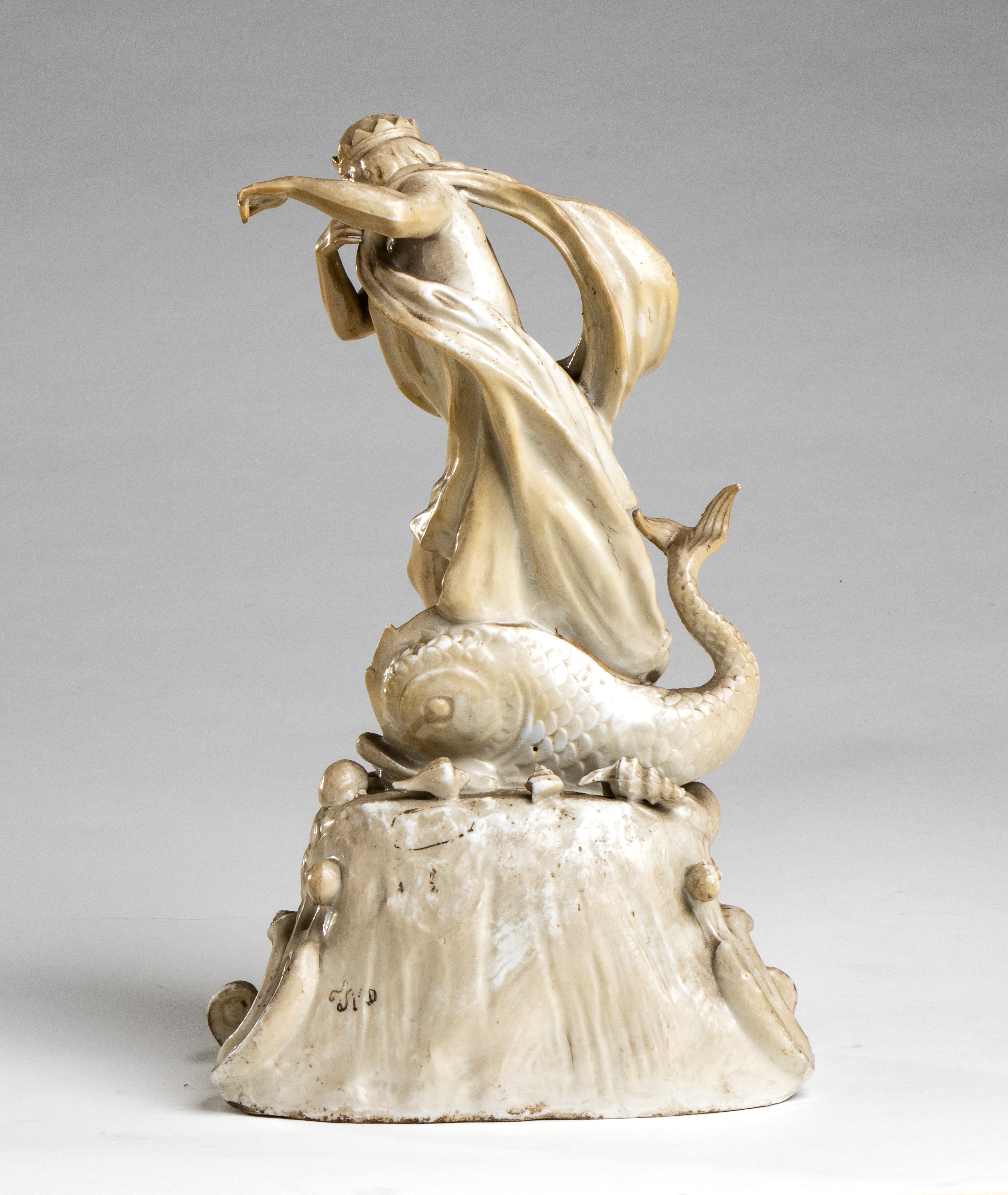 Scultura Austriaca Raffigurante Poseidone