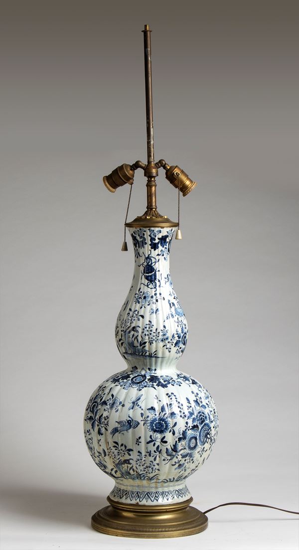 Delft-style table lamp