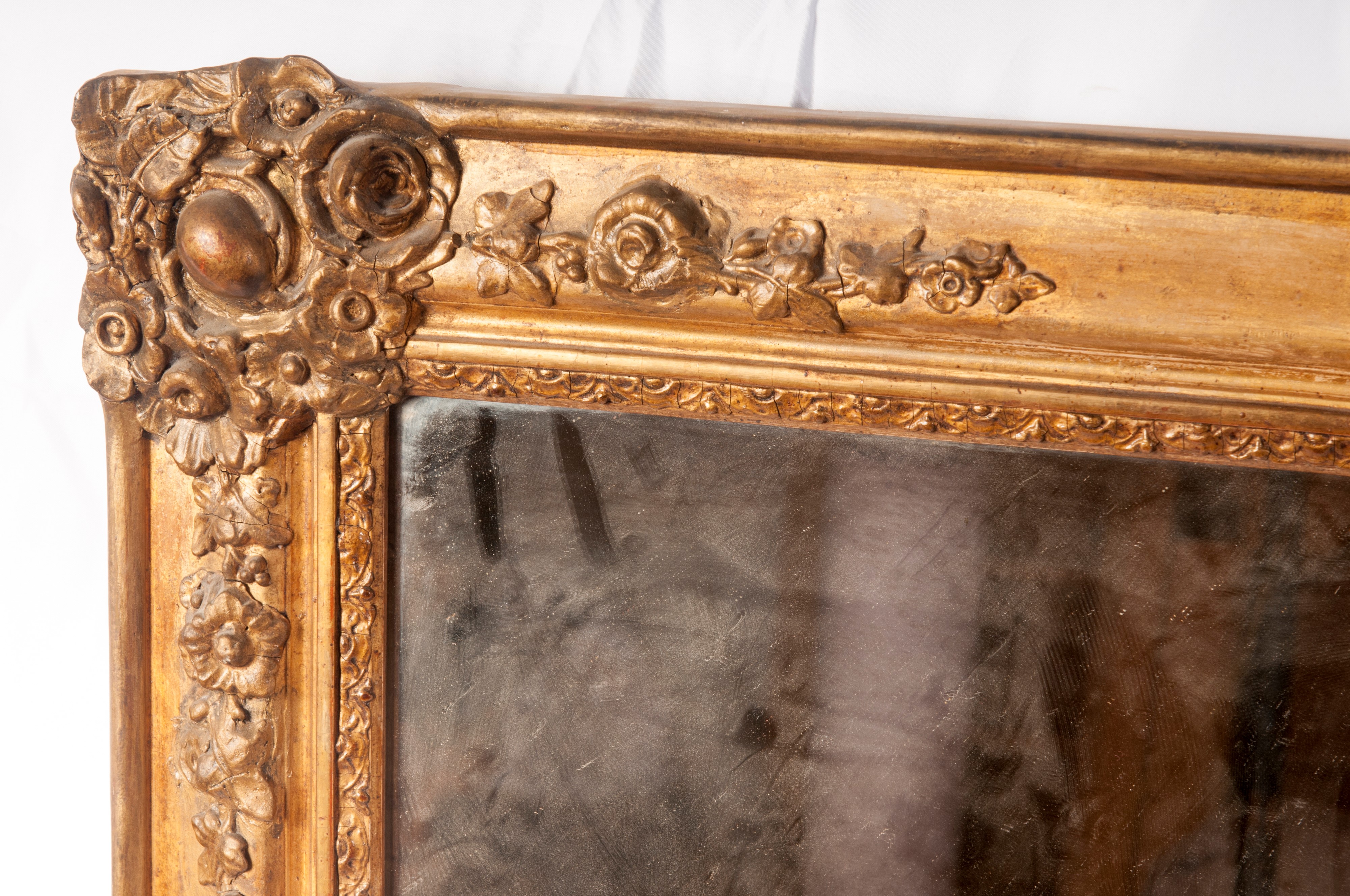 Specchiera in Legno e Stucco Dorato