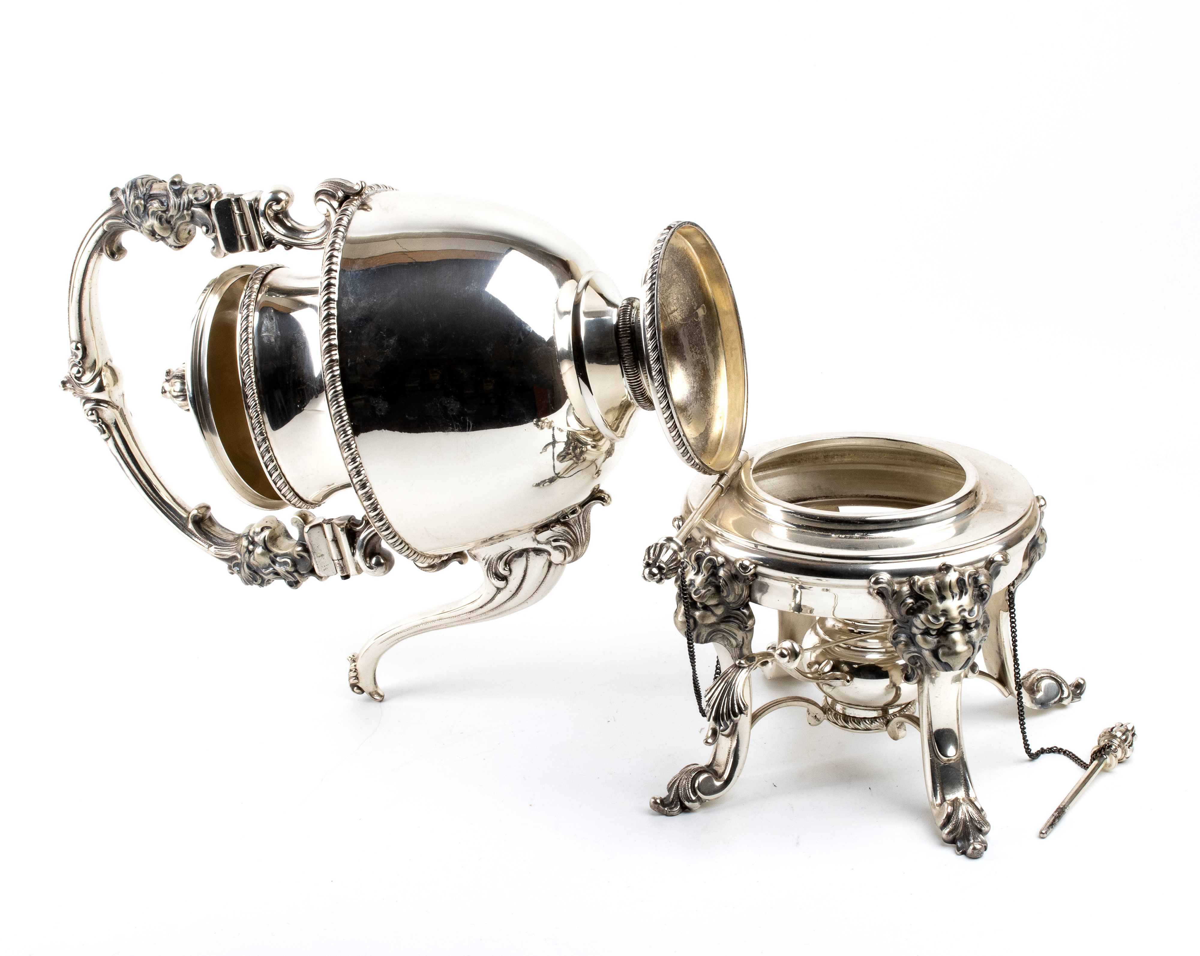 Samovar italiano in argento, argento 800/1000 (punzone “800”), XX secolo