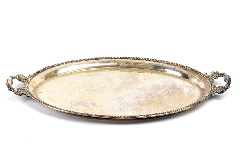 Fabbrica Argenteria F.LLI Borzoni fu Luigi, Vassoio da portata ovale in argento 800/1000