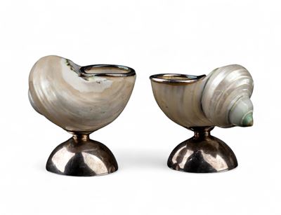 Coppia di conchiglie, montate in argento 925/1000 (inizio XX secolo)