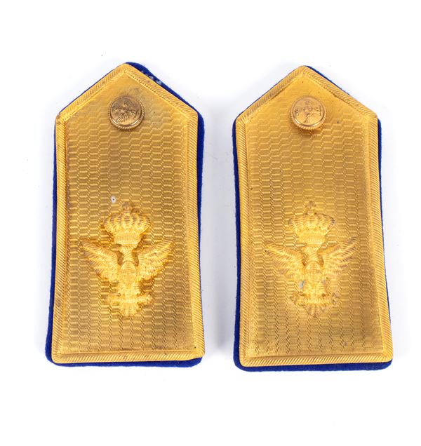 A pair of general staff shoulder boards  (first half XX sec.)  - Auction Memorabilia, Militaria, Orders - Bertolami Fine Art - Casa d'Aste