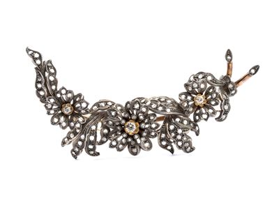 Spilla in oro giallo 18k e argento con diamanti, fine XIX secolo
