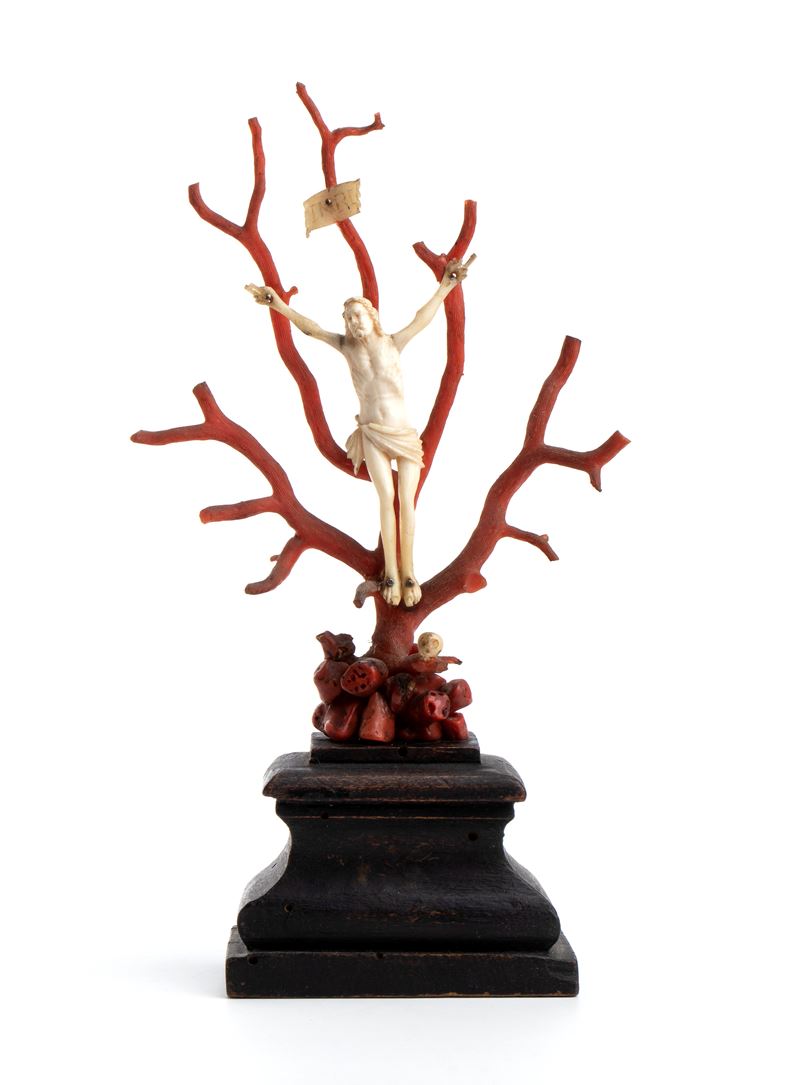 Italia meridionale, Crocifisso in osso e corallo (Corpus Christi)