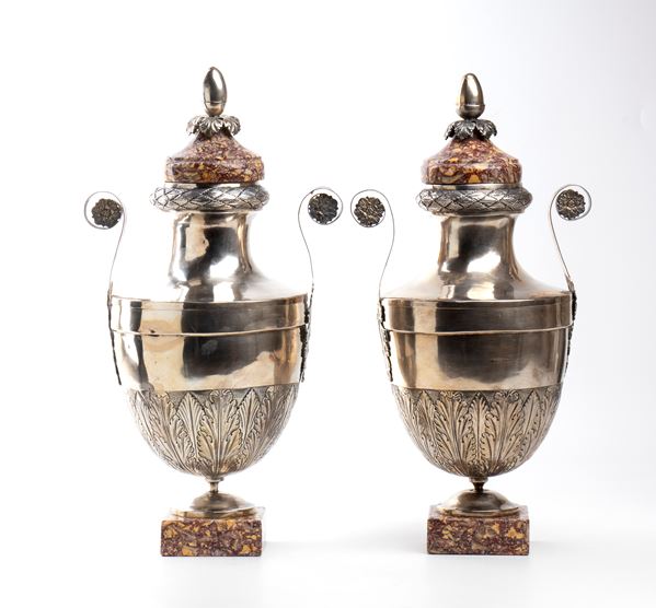 Vincenzo II Belli - Important pair of Italian silver and marble two-handled vases