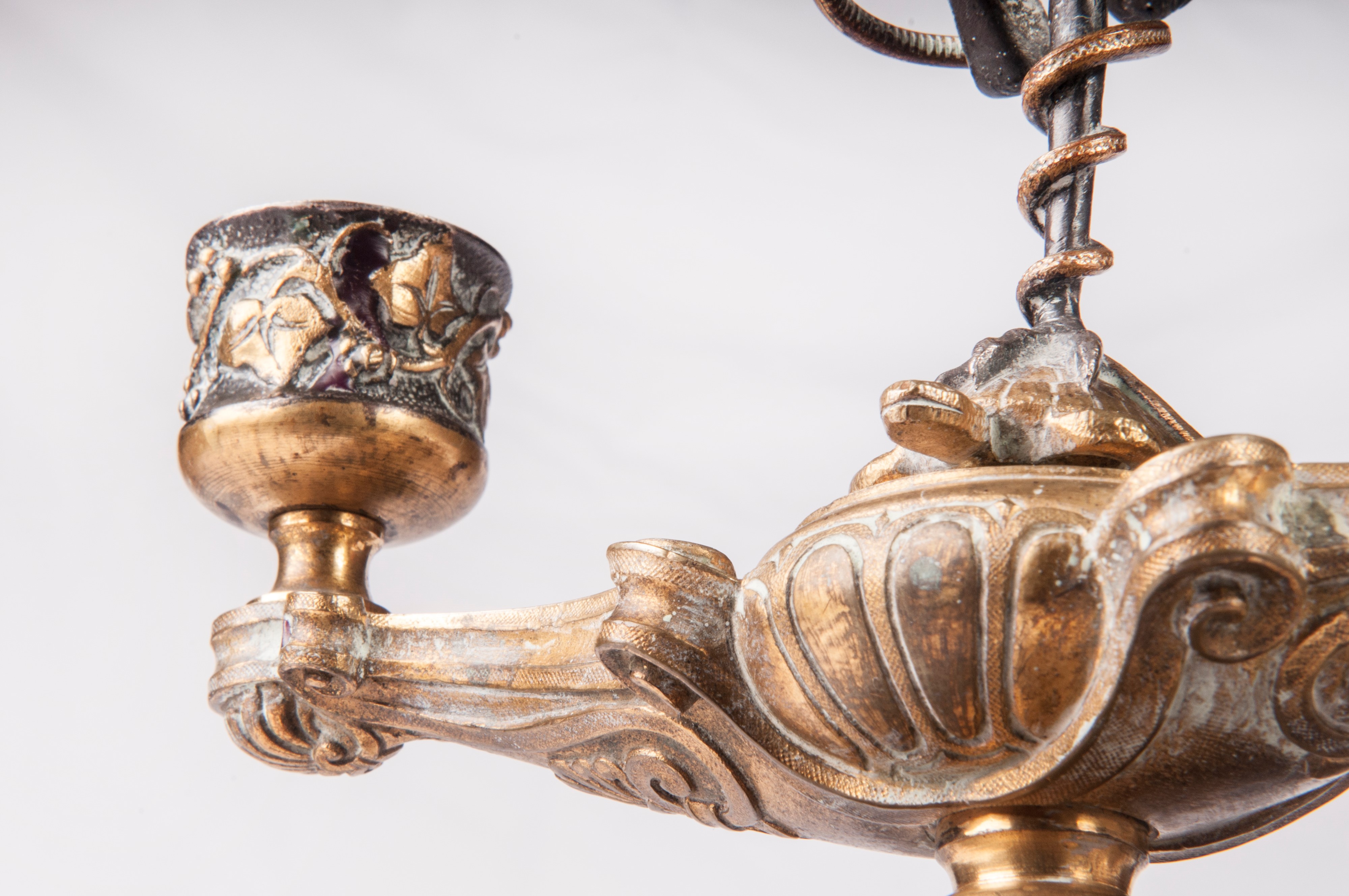 Coppia di candelieri a due luci