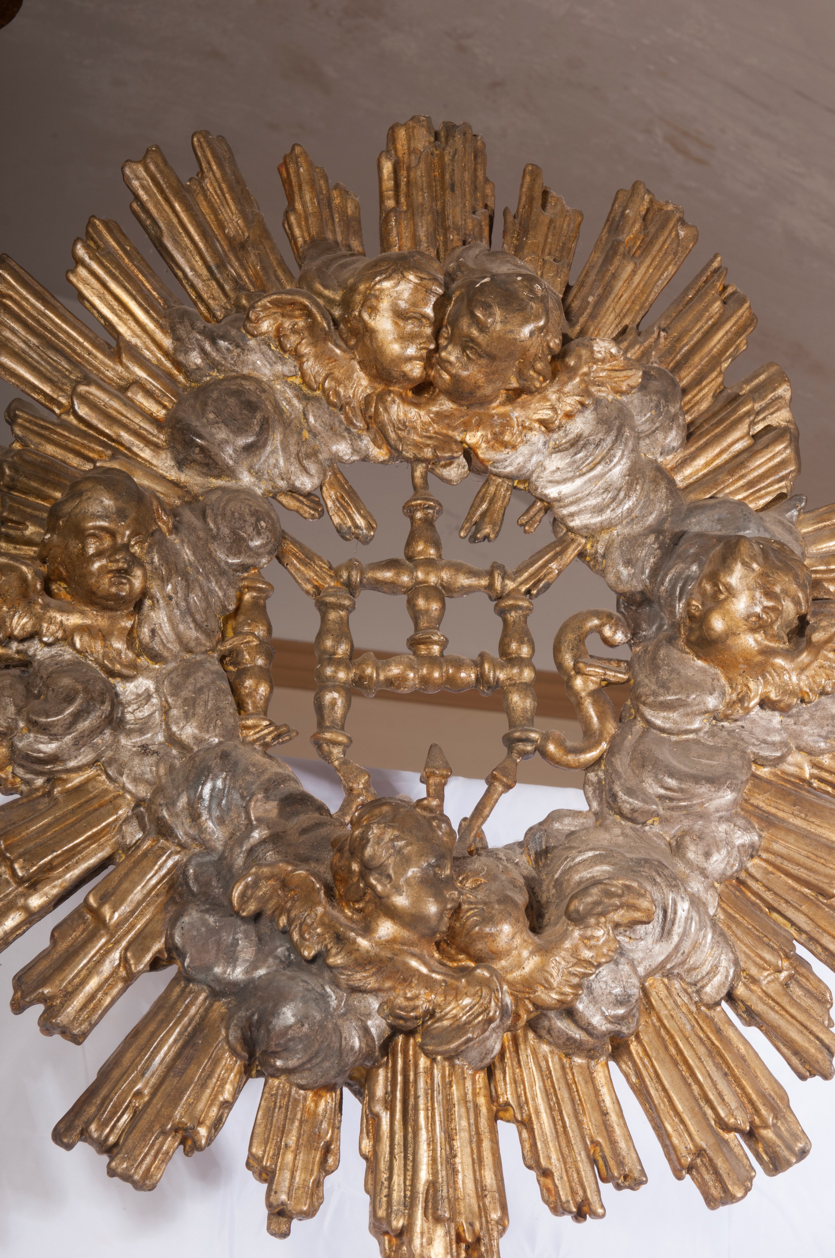 Ostensorio con trigramma bernardiniano