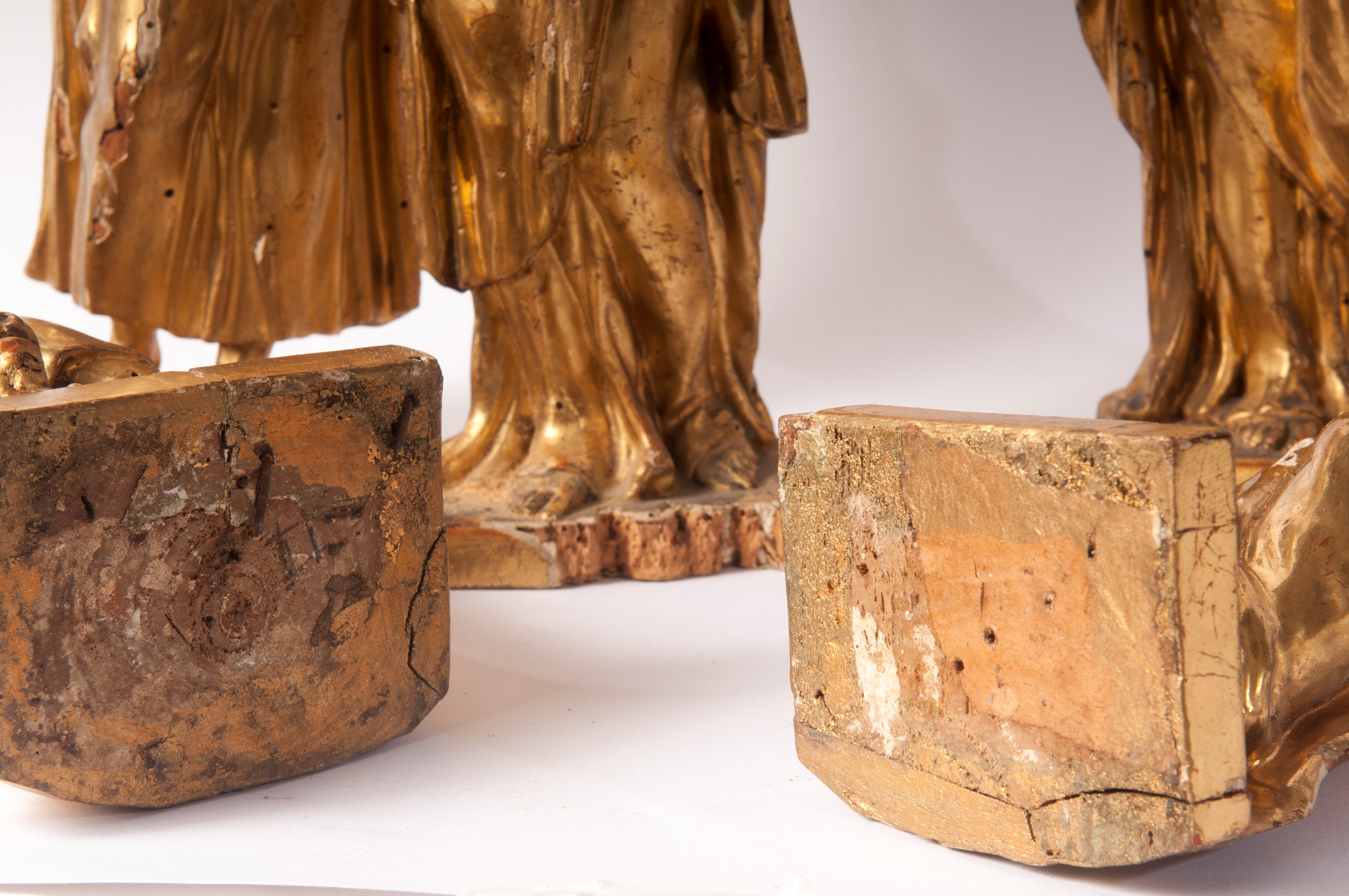 Lotto di cinque sculture allegoriche