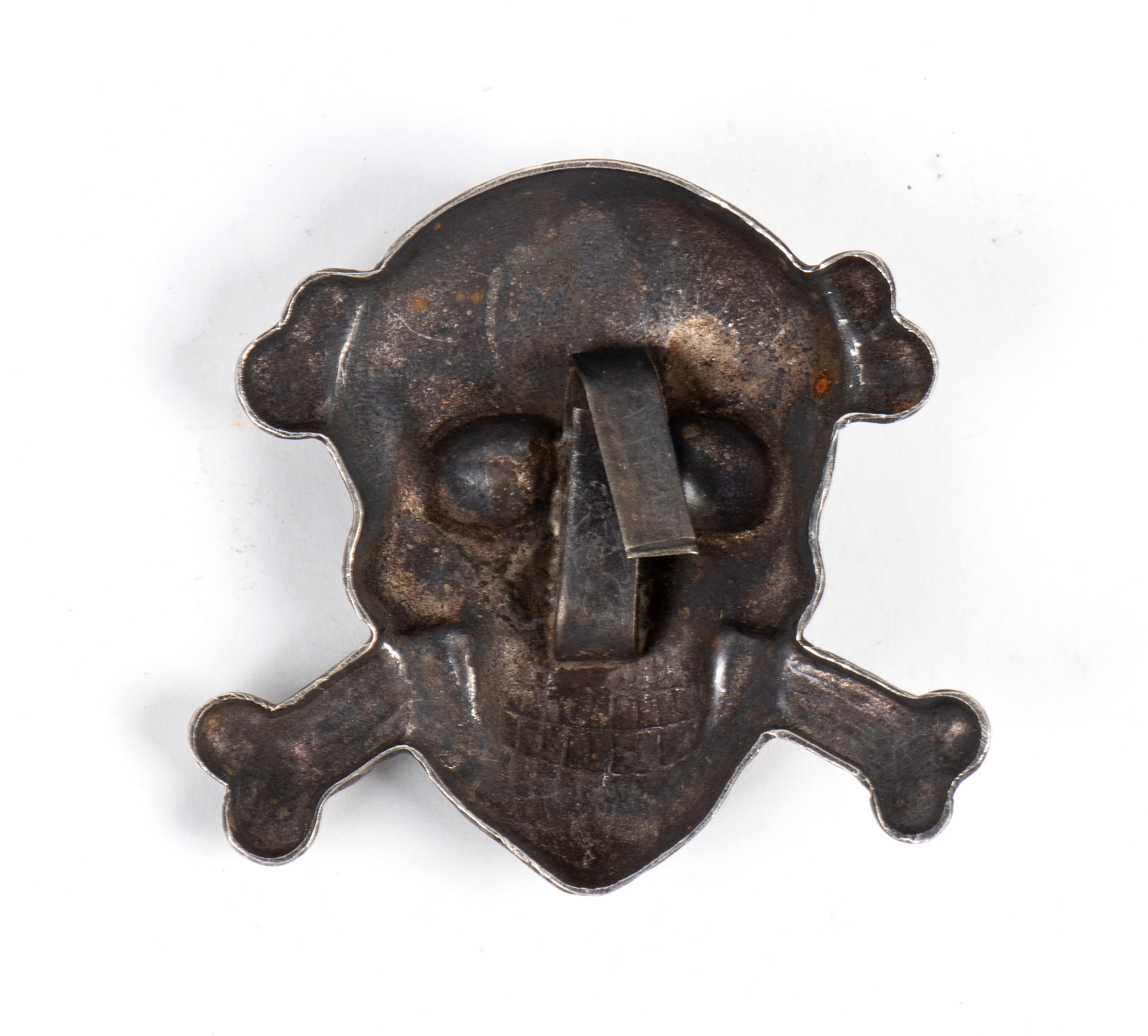 Raro Teschio in Argento dei Moschettieri del Duce