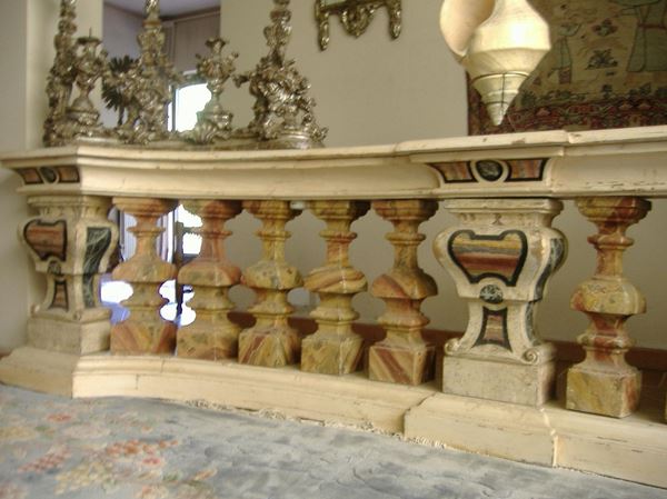Wooden balustrade 