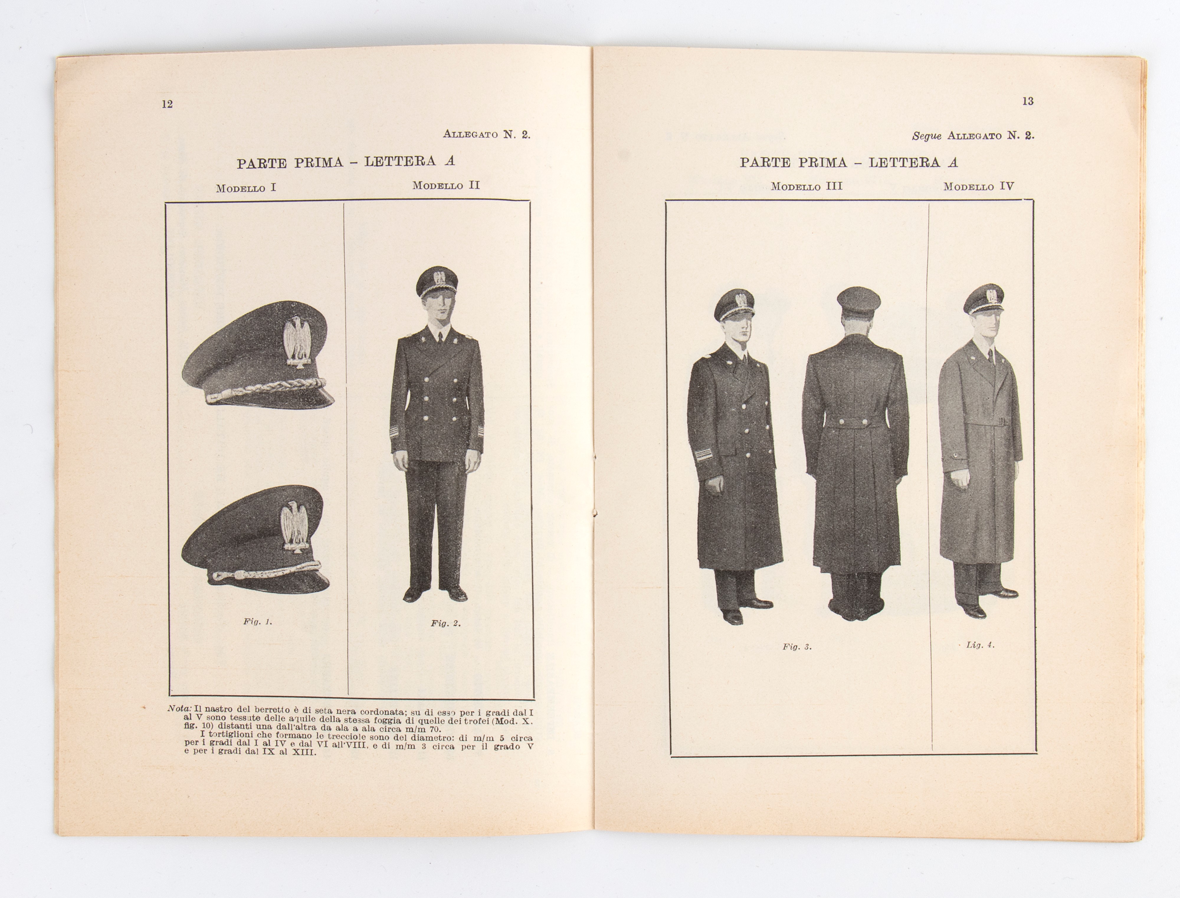 Giornale Militare 1938 con uniformi periodo Fascista