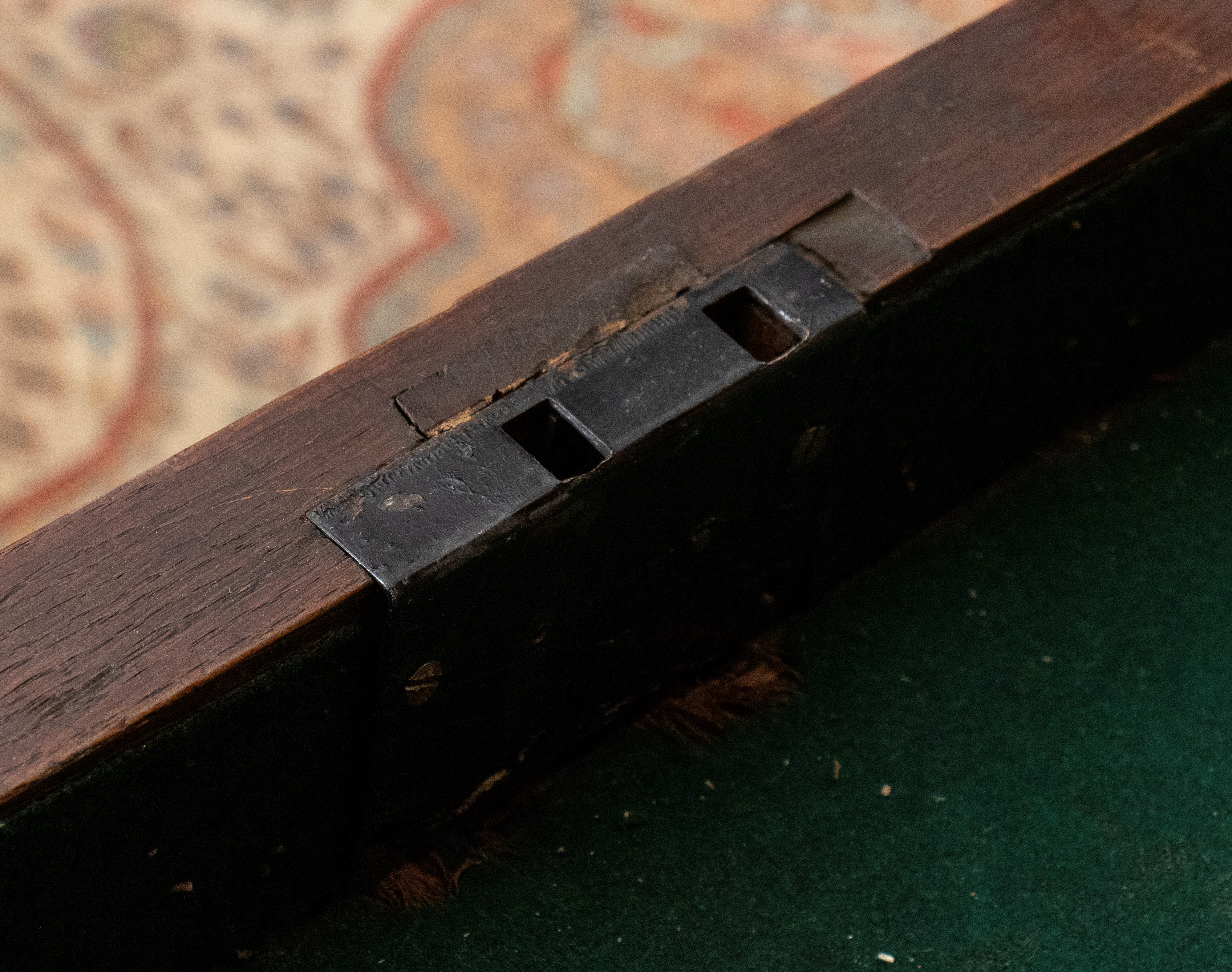 Madia Inglese Giorgio III in Legno di Rovere