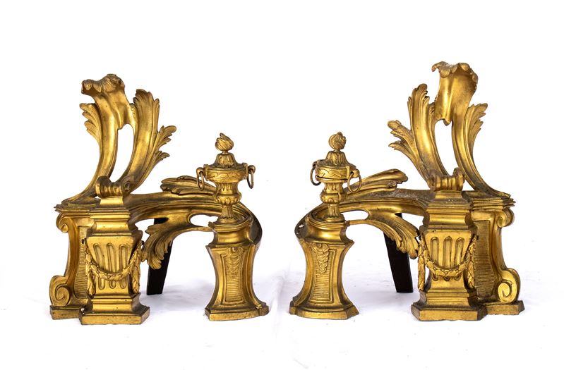Coppia di Chernet Francesi in Bronzo Dorato, Luigi XVI