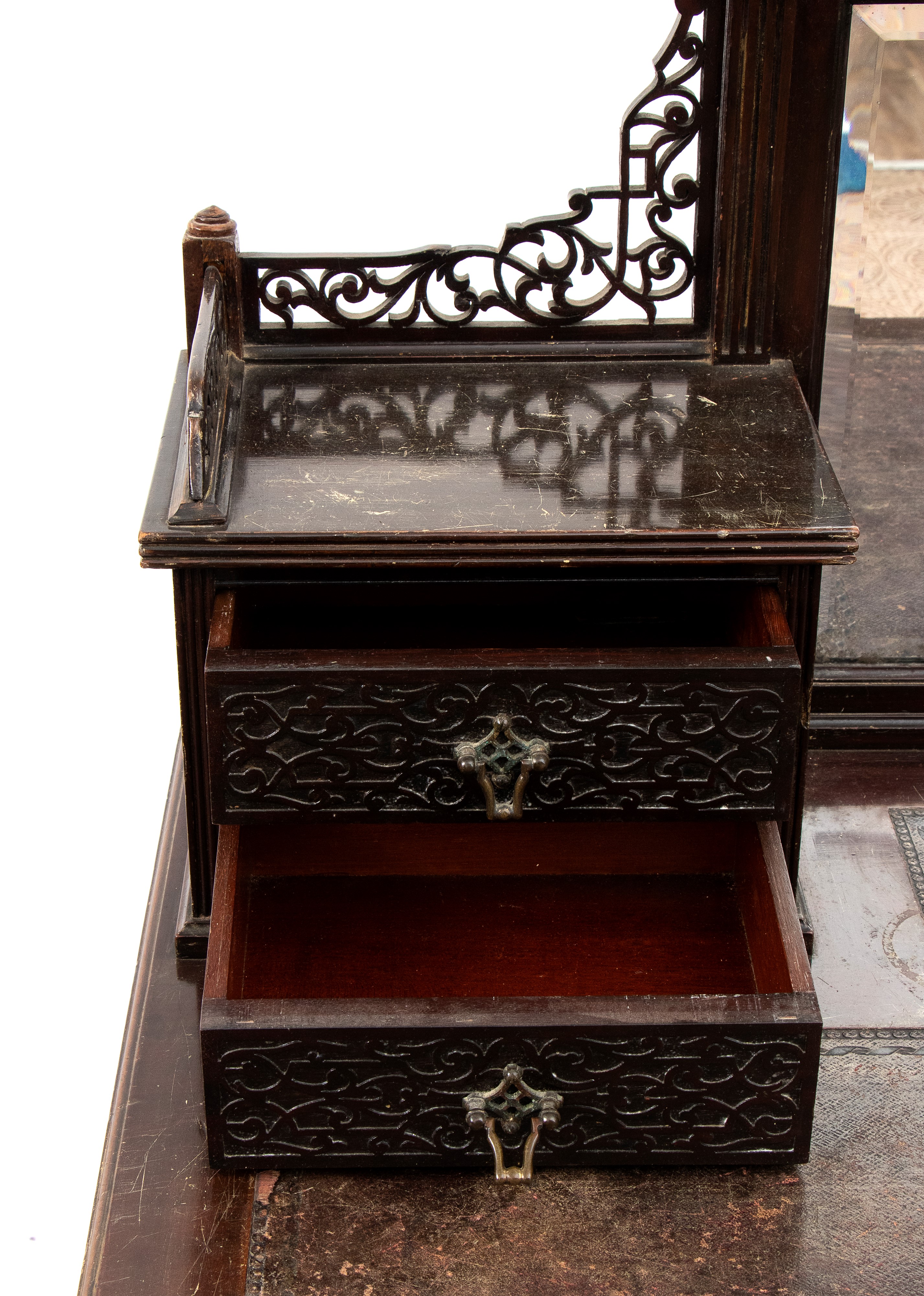 Scrivania toletta inglese in stile Chippendale