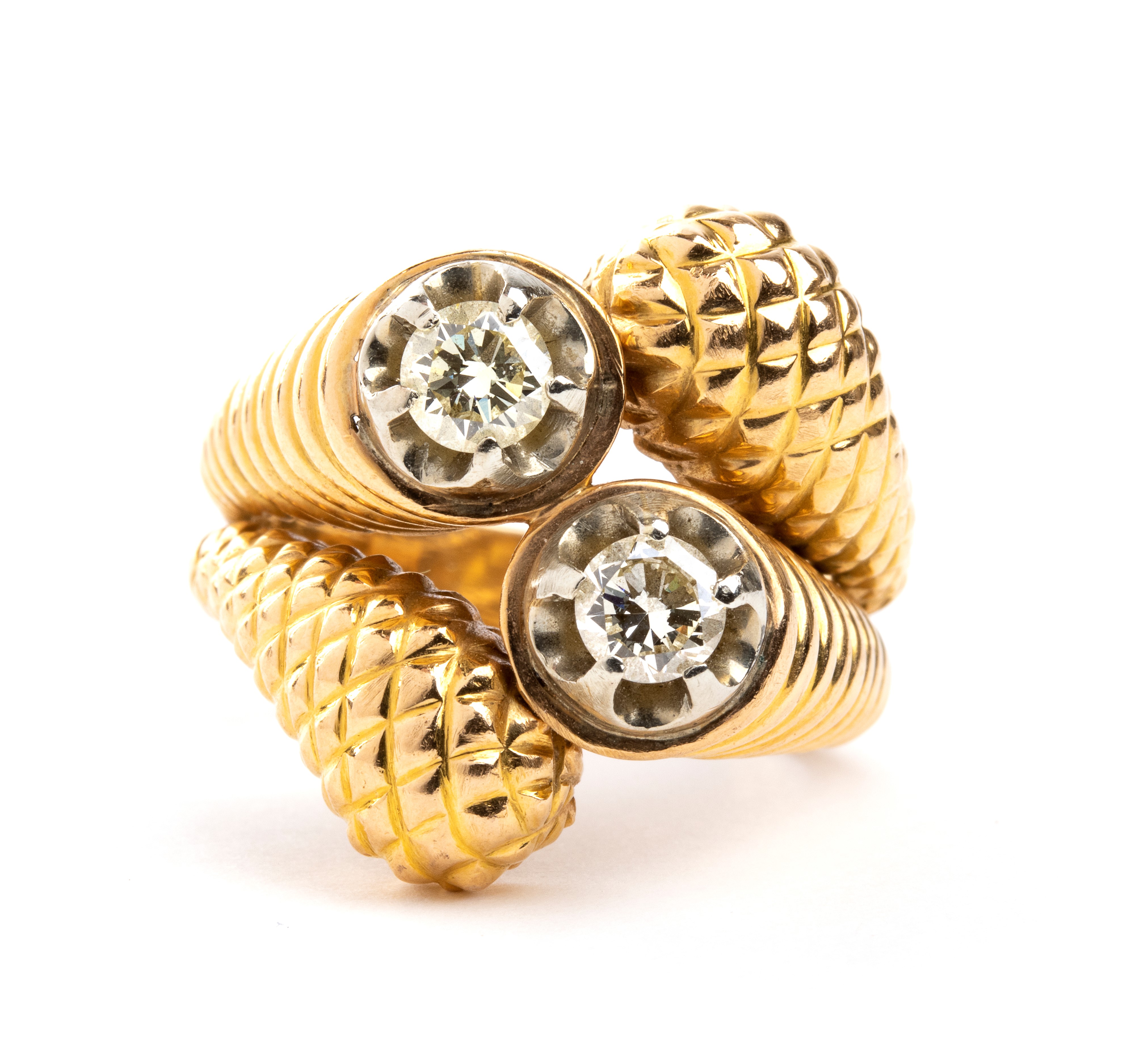 Anello in oro con diamanti