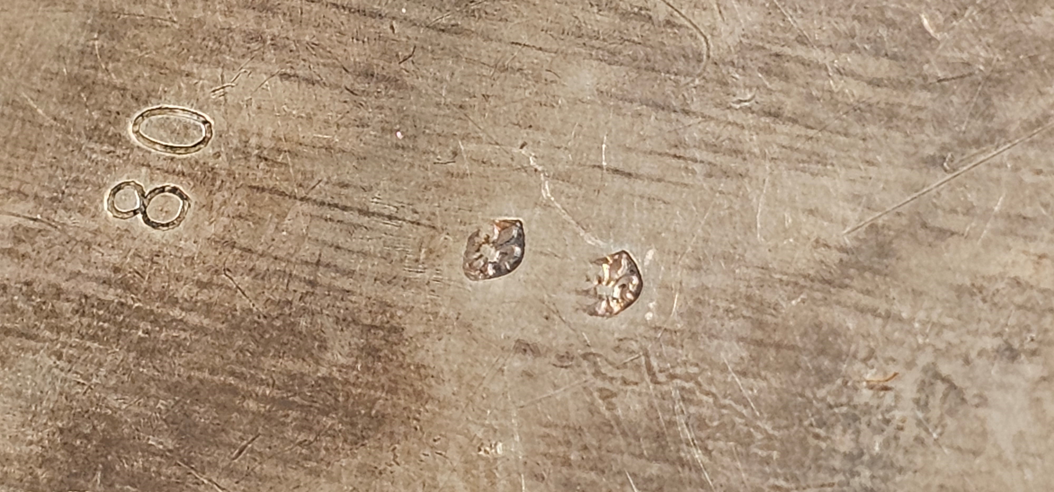 Hanau (?), Teca per tè in argento (bricco/caldarola), decorazione floreale e scene bucoliche