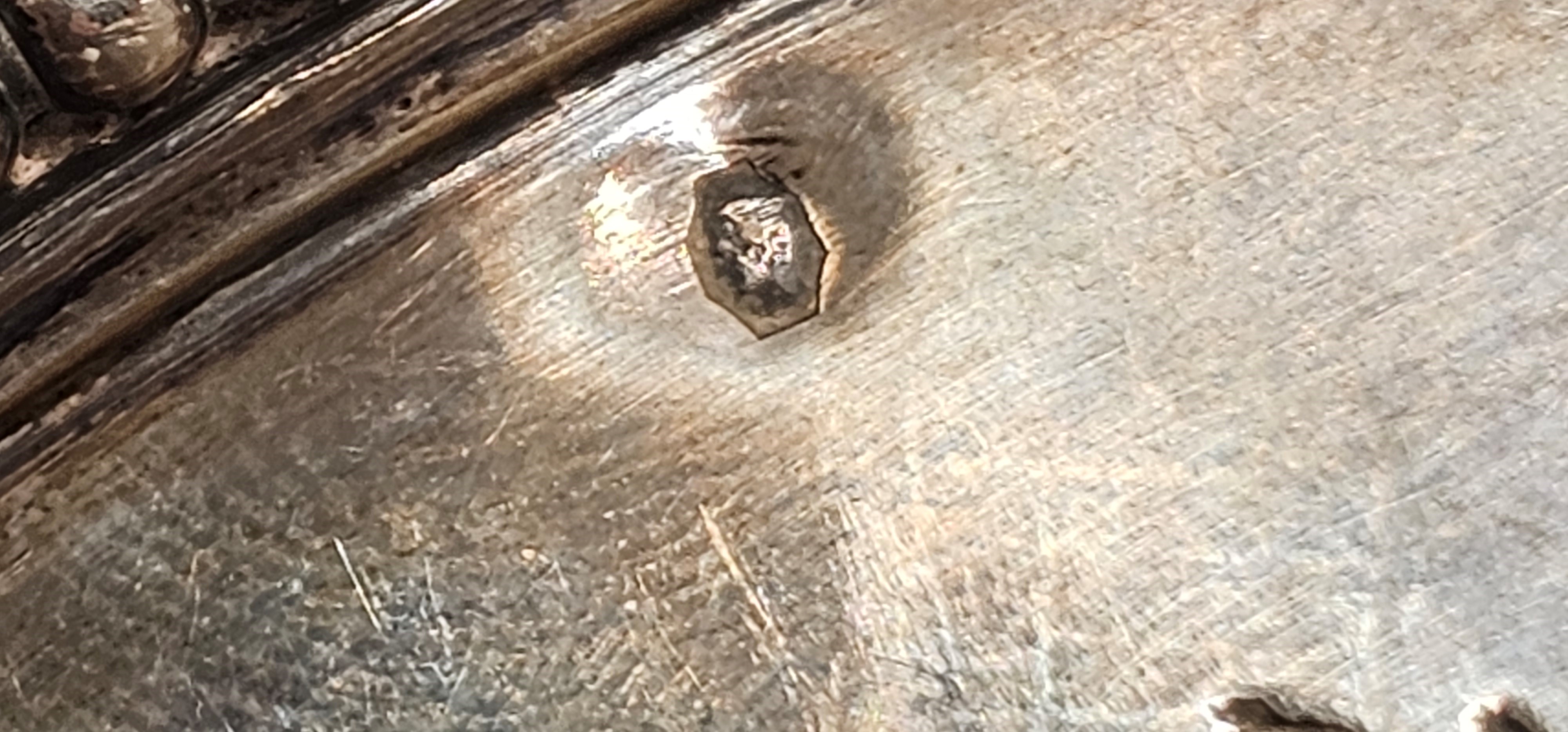 Portabottiglie francese, biga in argento inciso (metà XIX secolo)