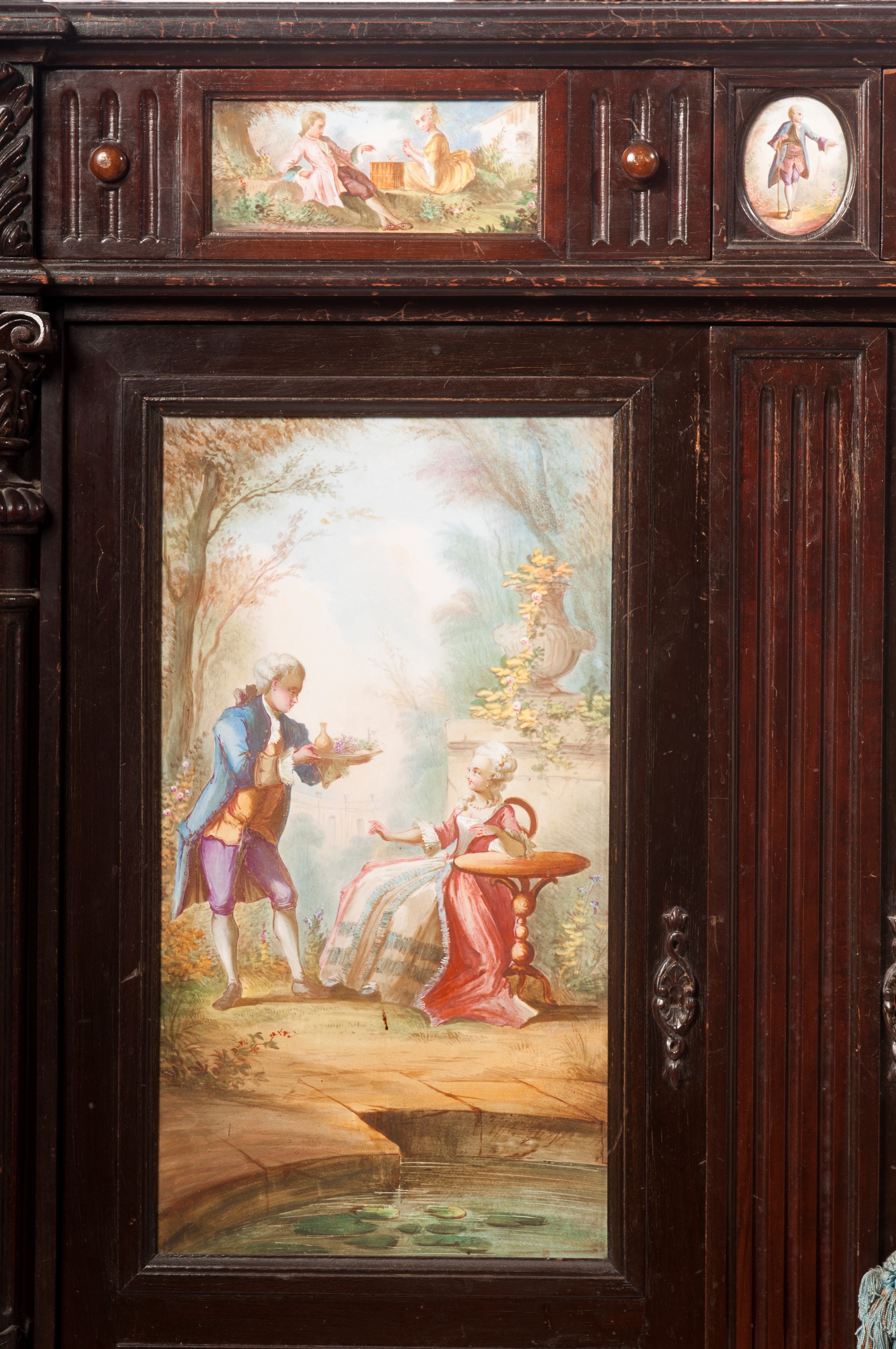 Credenza in Legno Ebanizzato