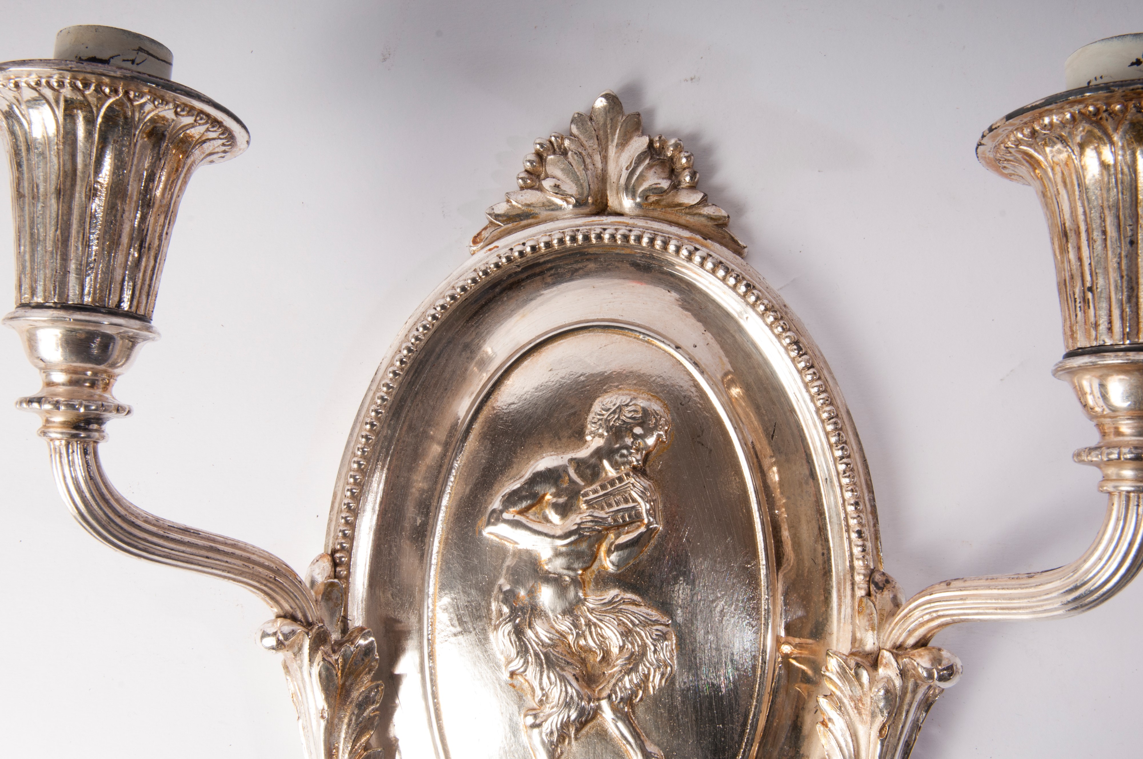 Coppia di appliques da muro a due luci