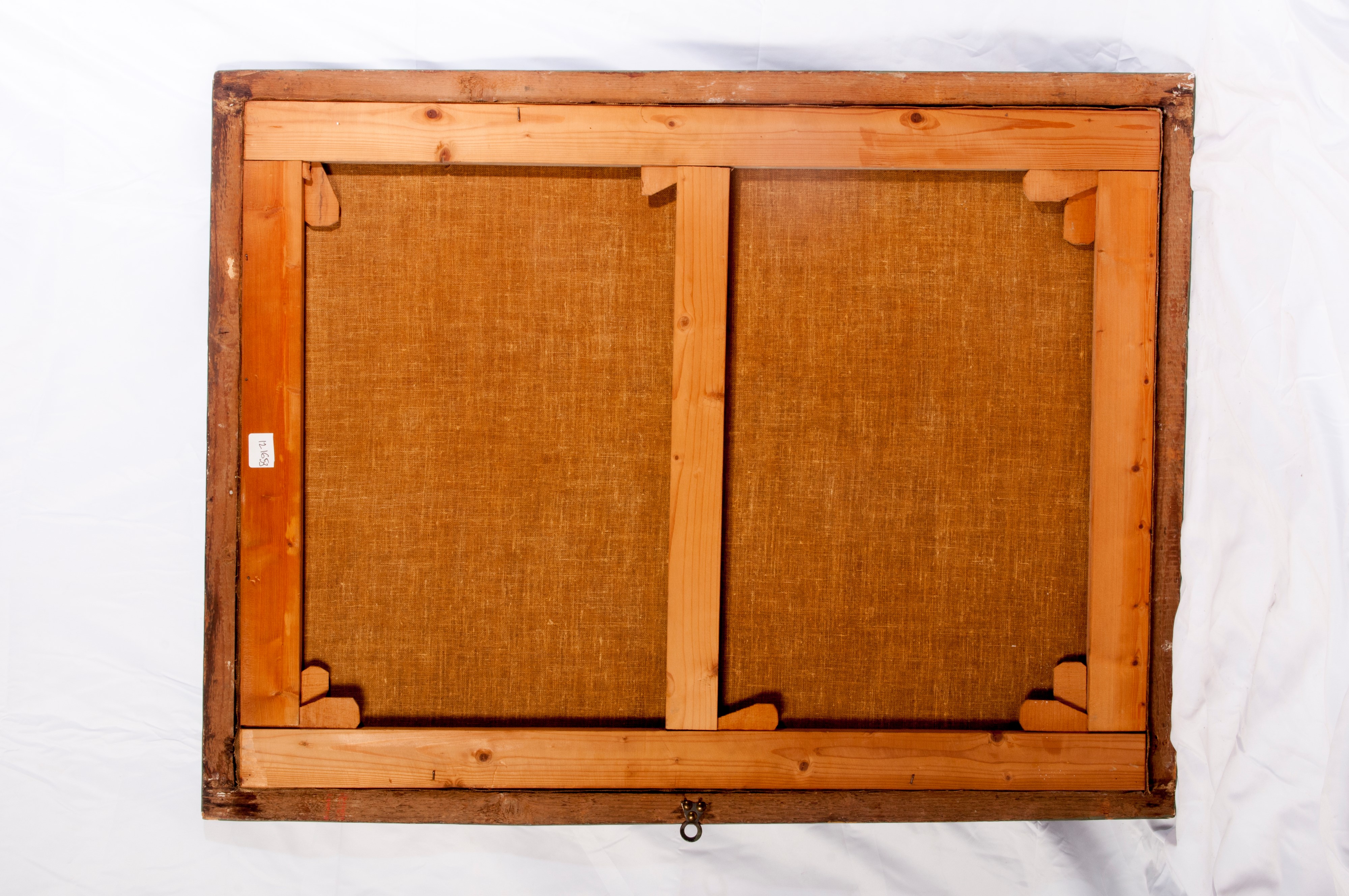 Veduta di marina con imbarcazioni e costruzioni