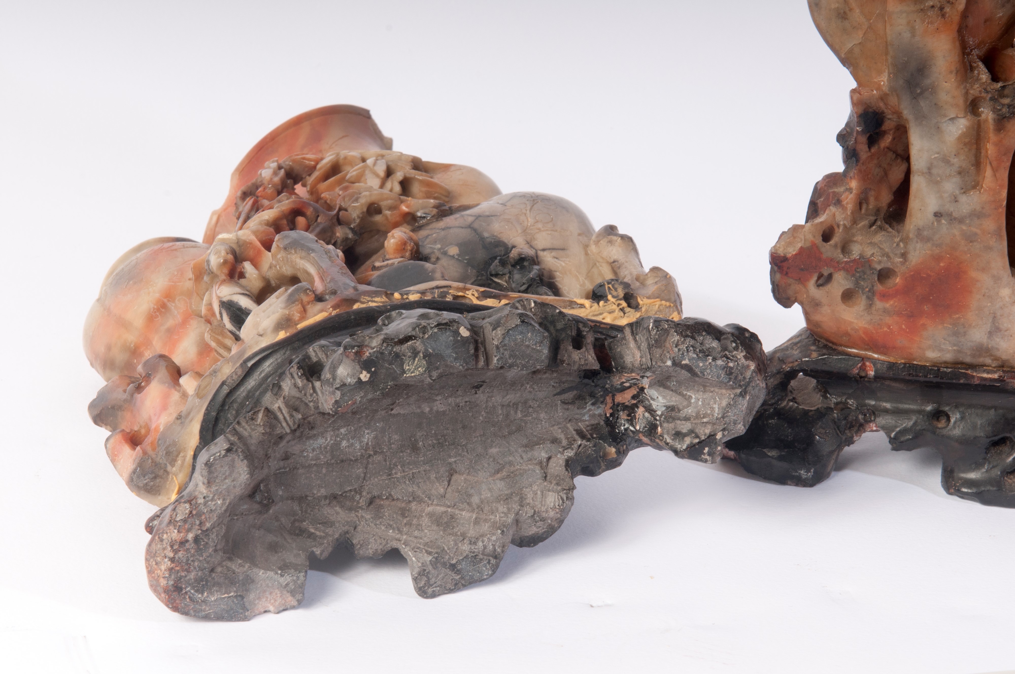 Coppia di potiches in pietra saponaria