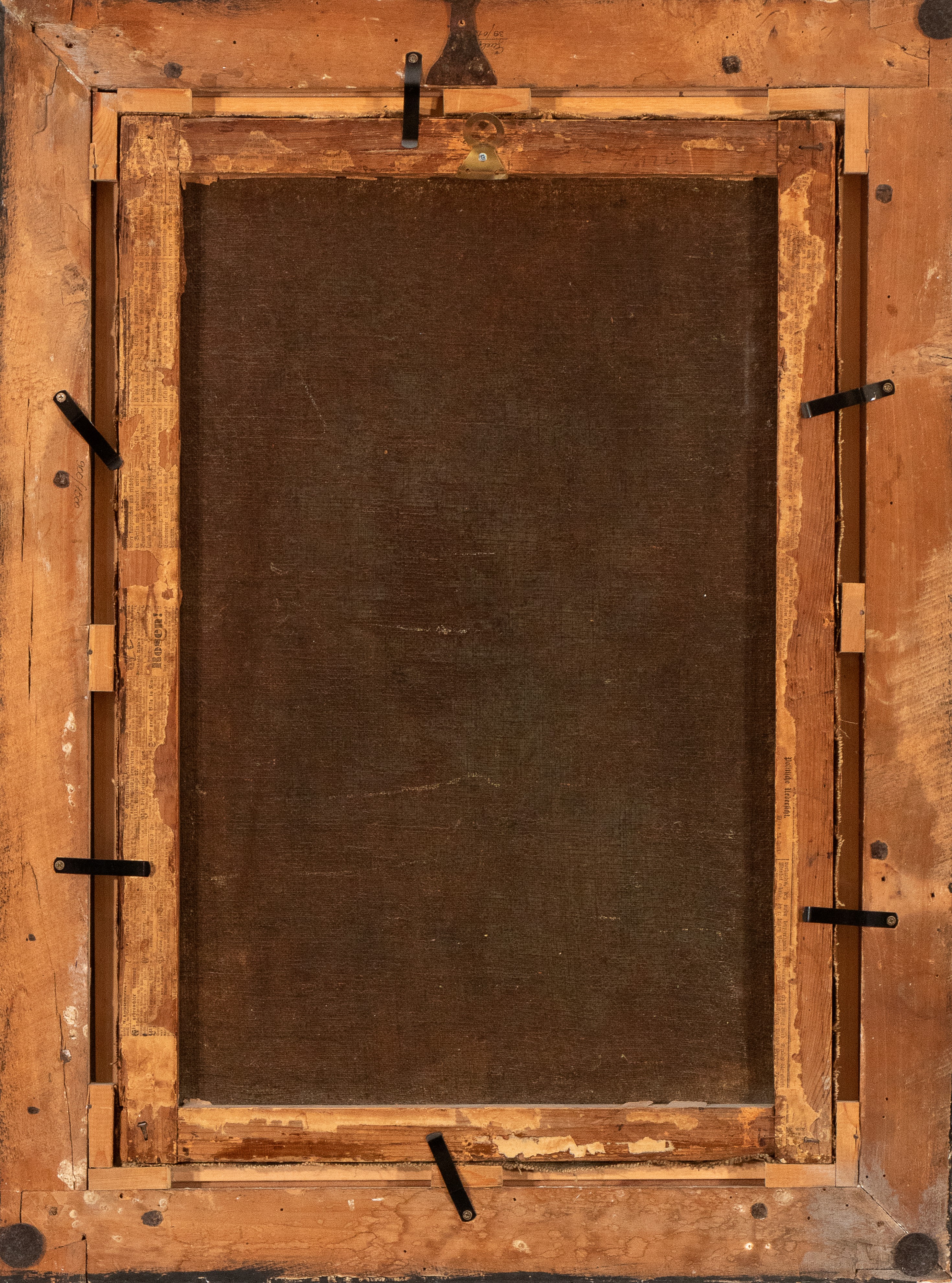 Natura morta di tulipani, garofani e crisantemi in un vaso