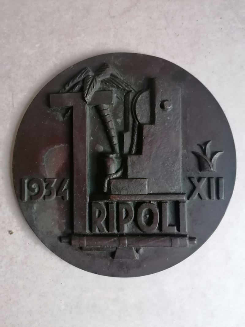 Placca in Bronzo, Tripoli