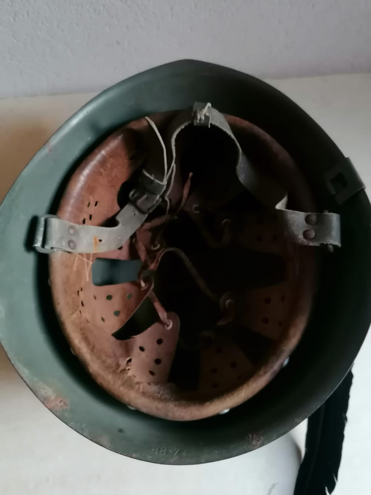 Elmetto M. 33 di un Alpino della Divisione Monterosa della Rsi
