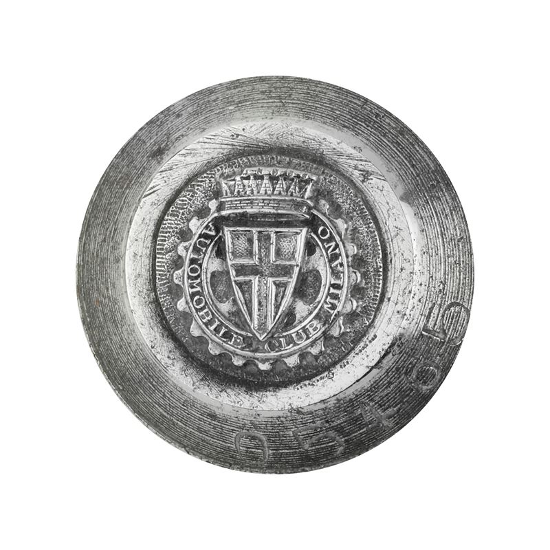 P Automobile Club Milano 31 X 32 MM